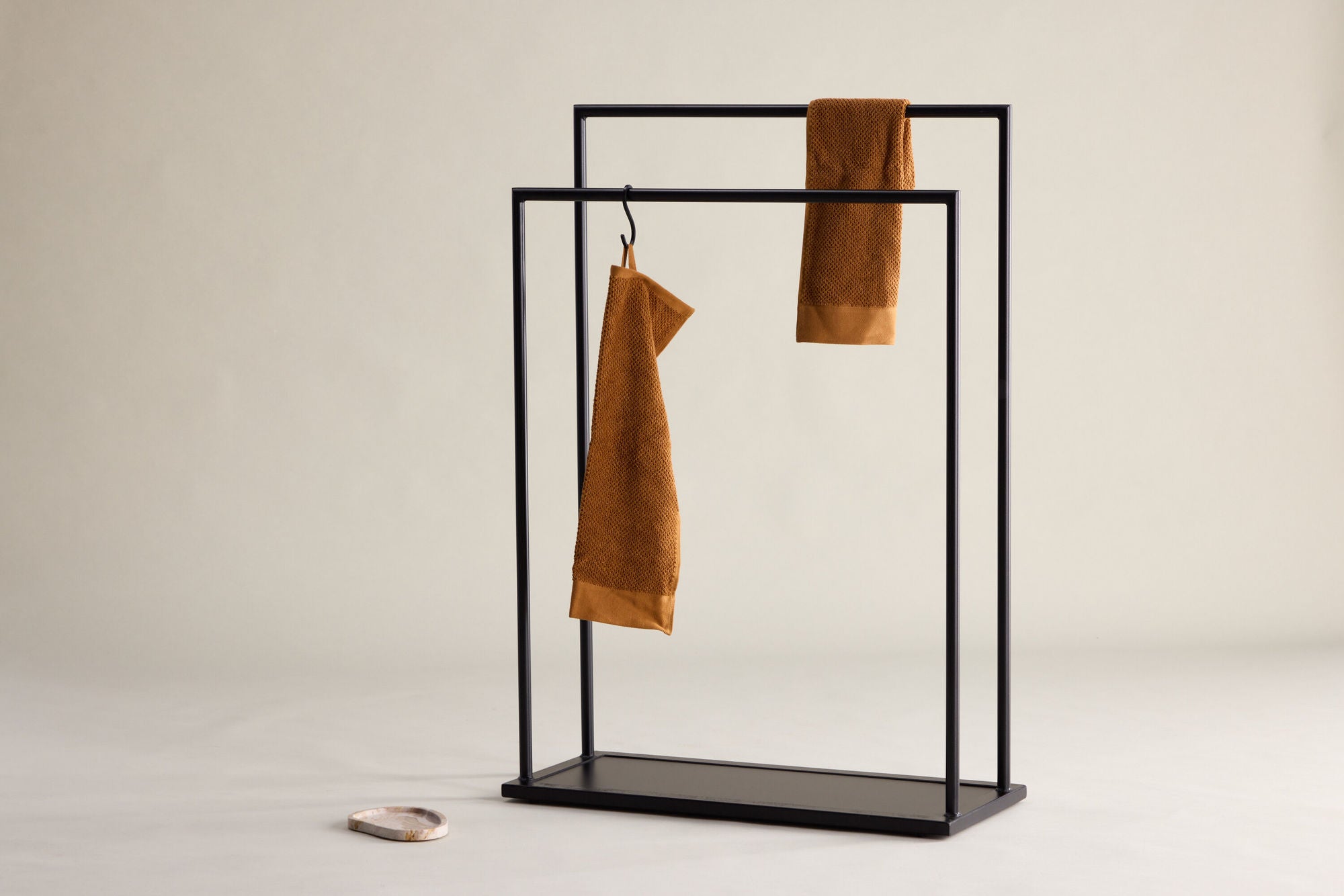 Venture Home Alva Clothing Hanger - Black / Steel