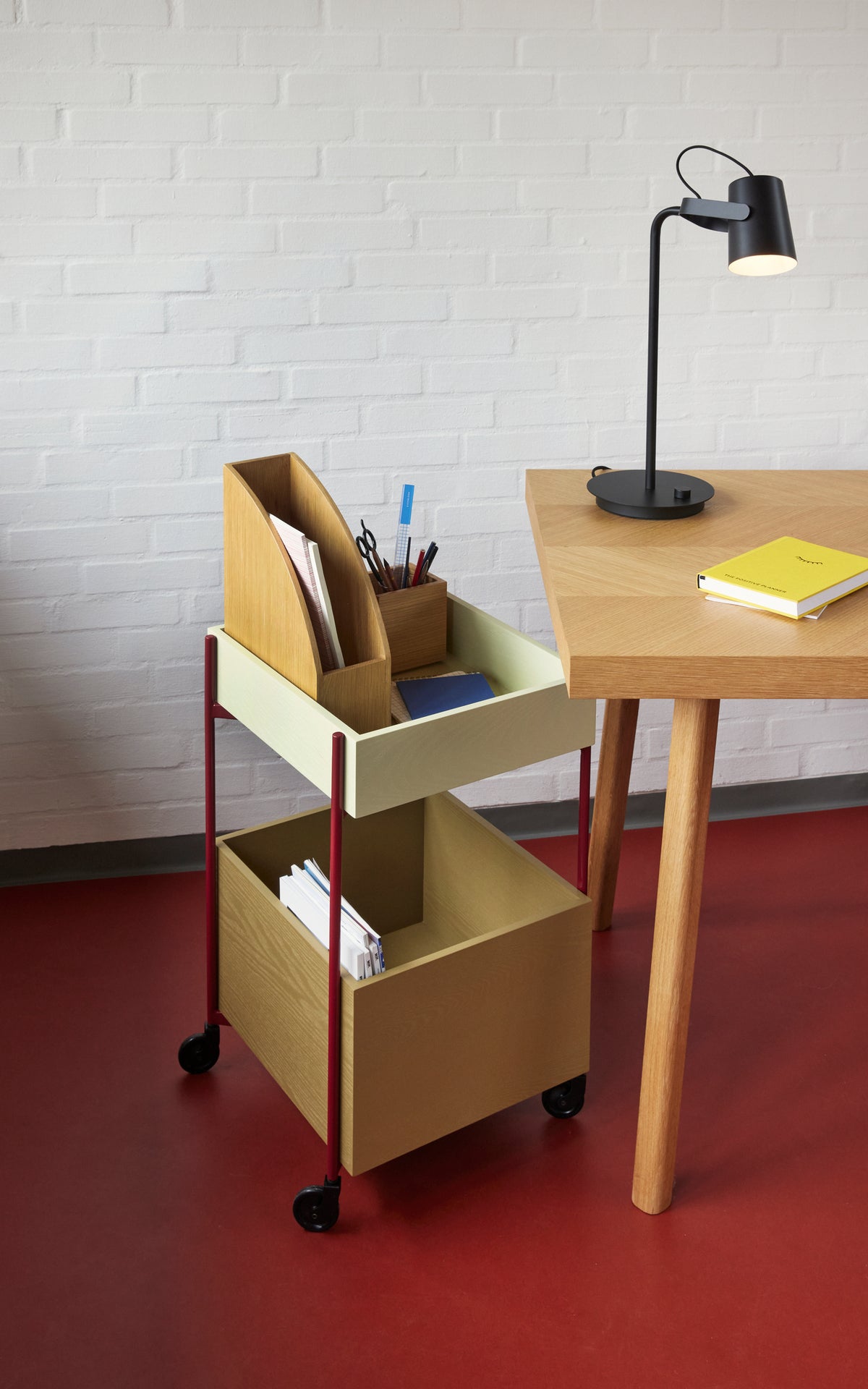 Frisk trolley vogn multifarvet