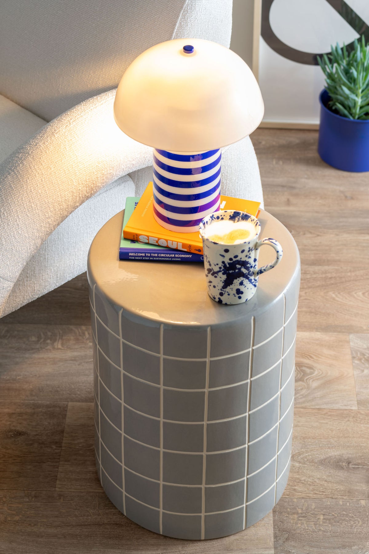 Side bord Retro Tiles high cool grey