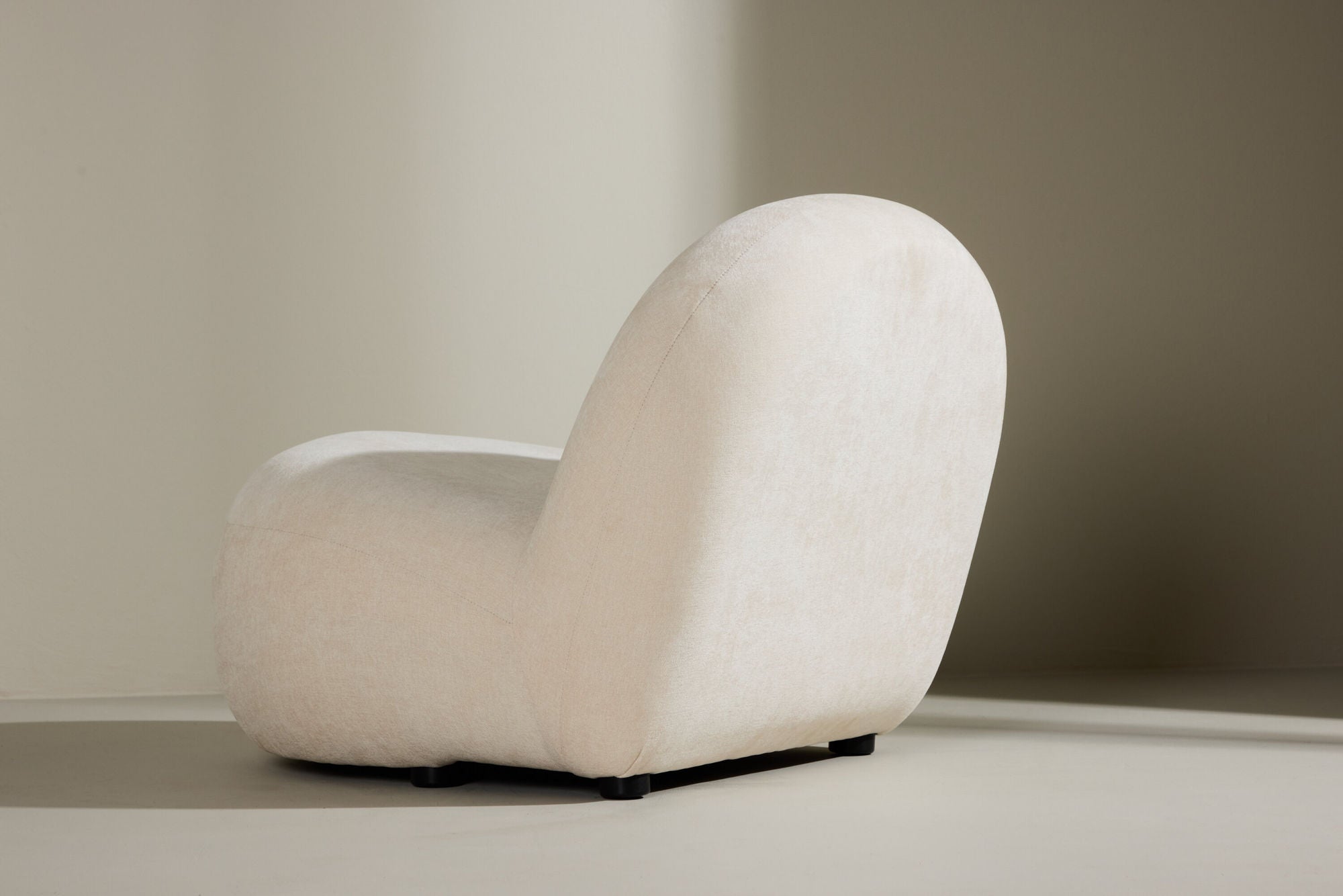 Venture Home Omaha Armchair - White Linen Fabric