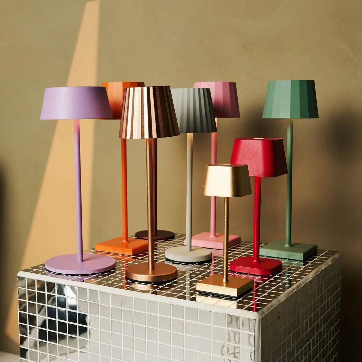 Luca Bronze USB genopladelig bordlampe