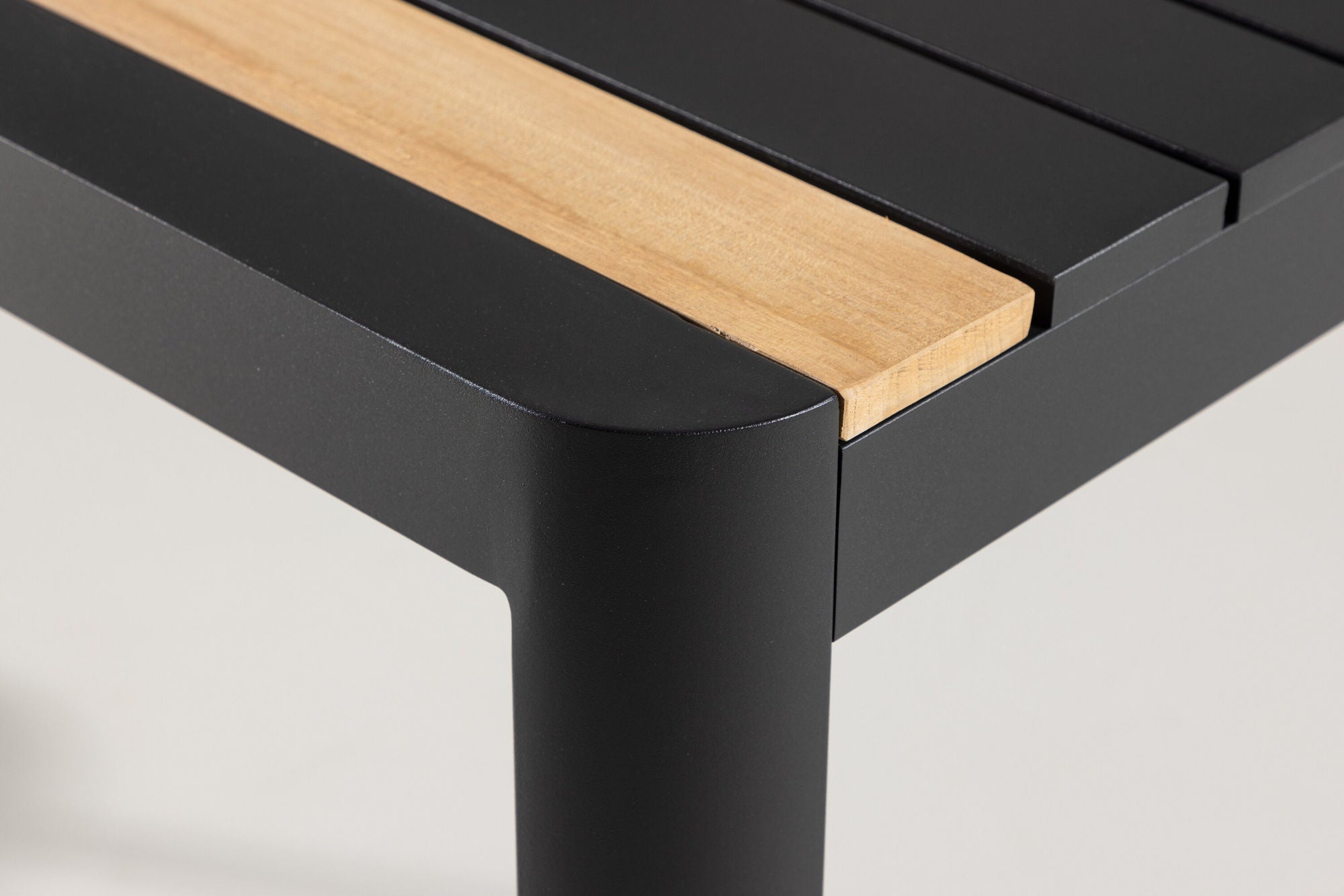 Venture Home Togo - spisebord- Black / Teak - Allu / Teak - 200*100