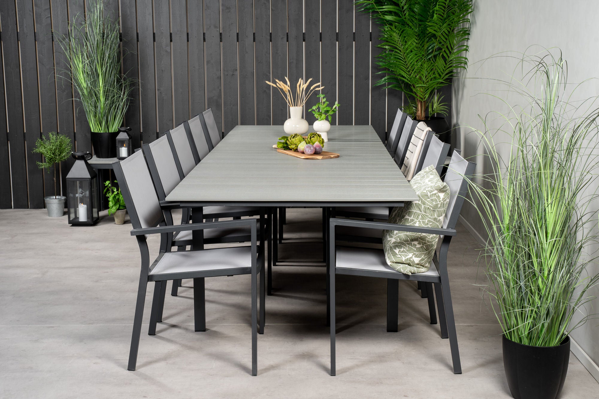 Venture Home Levels spisebord 224/324*100 - Black Aintwood +Copacabana Arm stol (stackabl