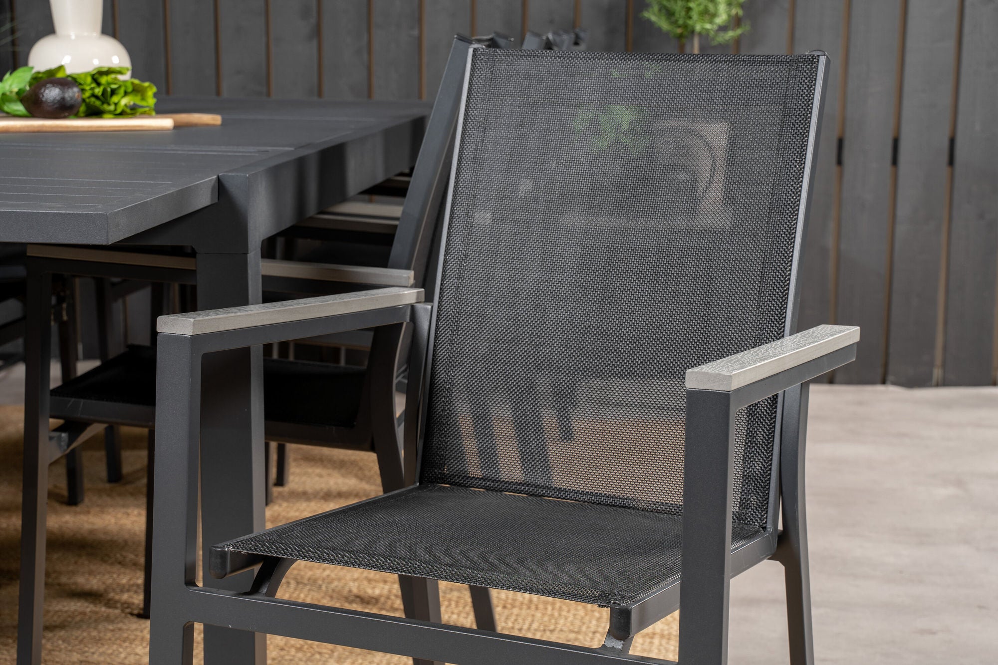 Venture Home Marbella spisebord 160/240*100*H75 - Black+Parma Arm stol (stackable) - Blac