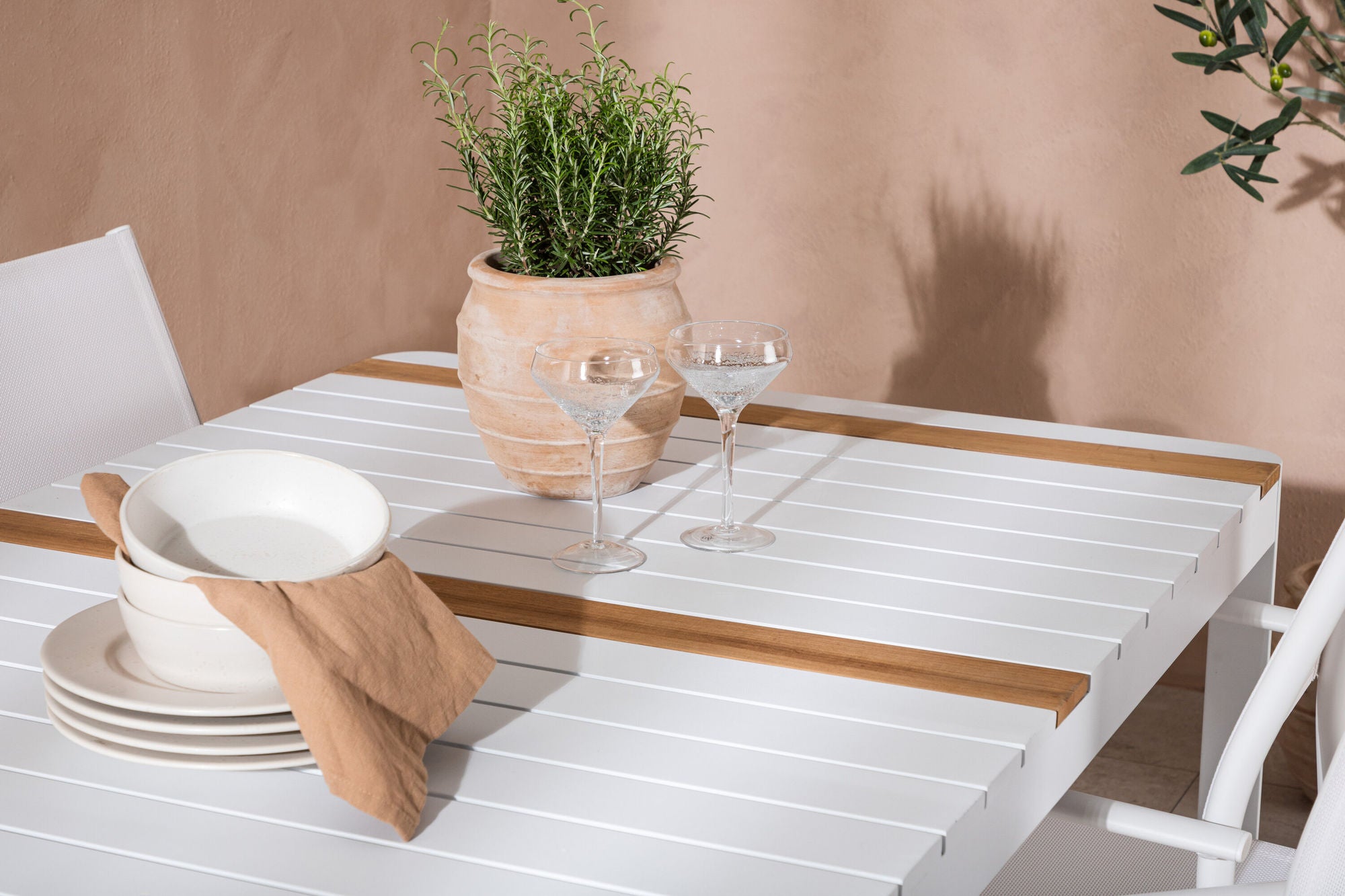 Venture Home Togo - spisebord- White / Teak - Allu / Teak - 150*100 +Santorini Arm stol (Stackable) - White Alu / White Textilene _4