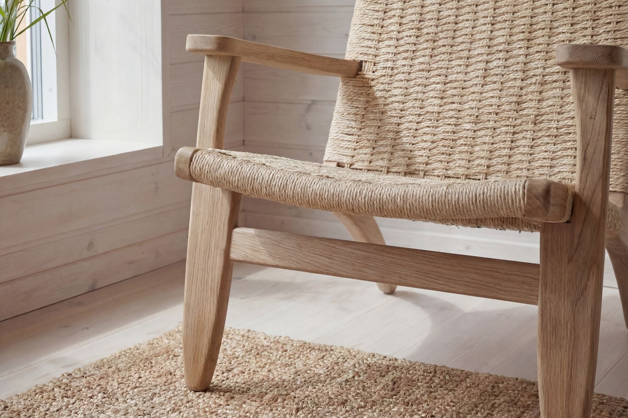 Vind Lazy Armchair - Whitewash/ Beige