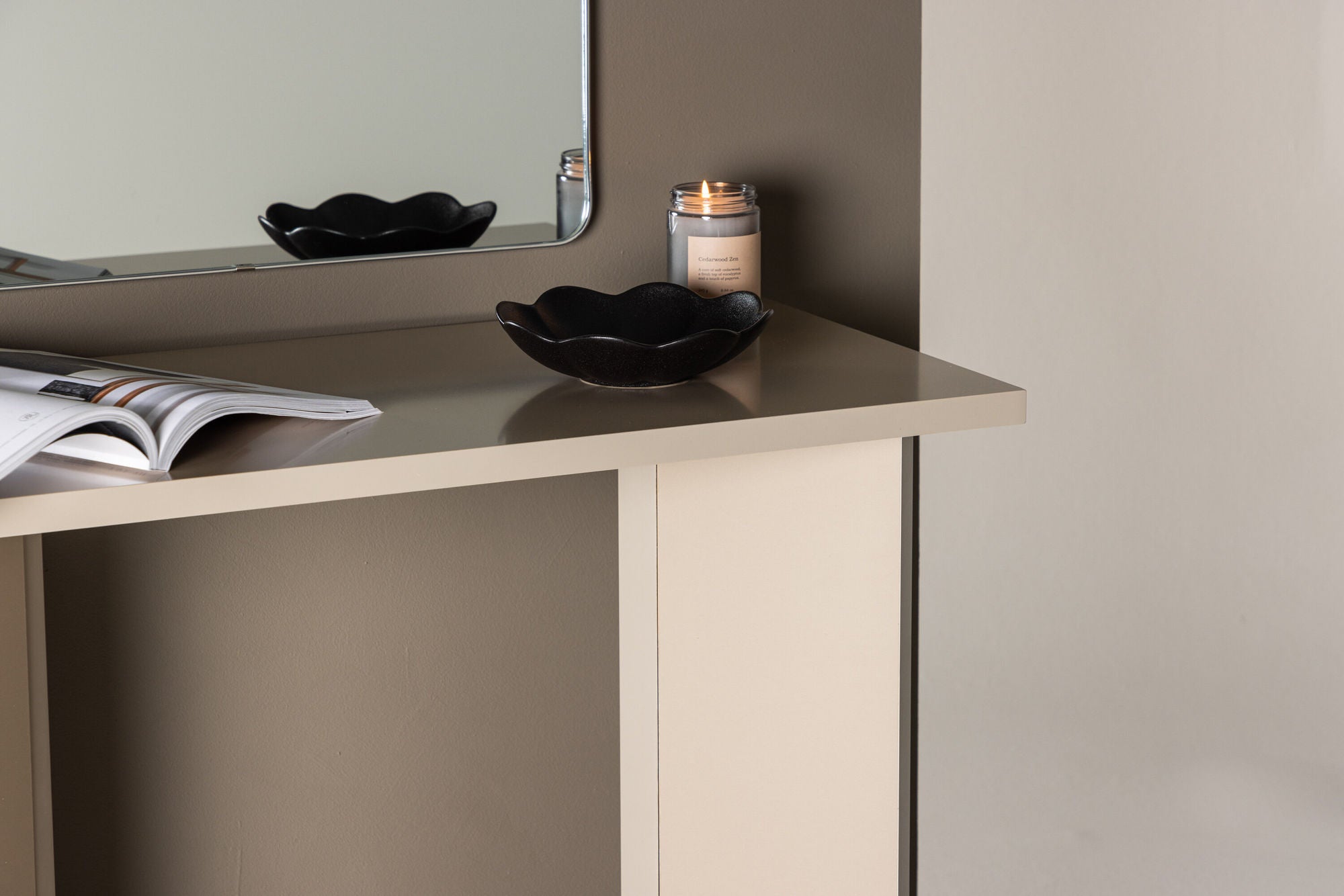 Vind Kristansund skrivebord - Beige / Beige MDF