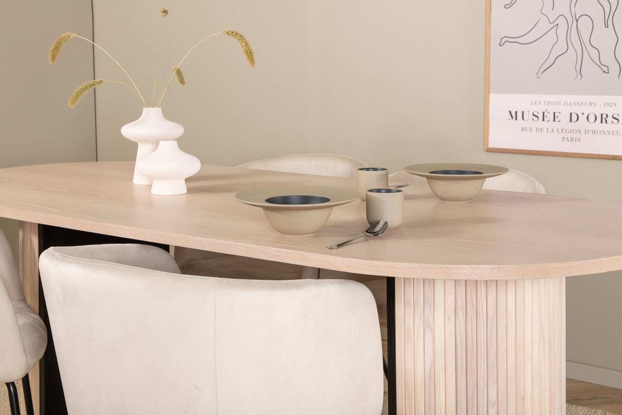 Venture Home Bianca Oval spisebord , White Wash Black Veneer+Berit stol , Black Beige Velvet_4