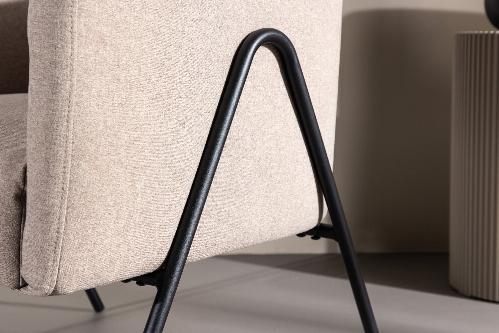 Venture Home Rika Armchair - Beige / Black
