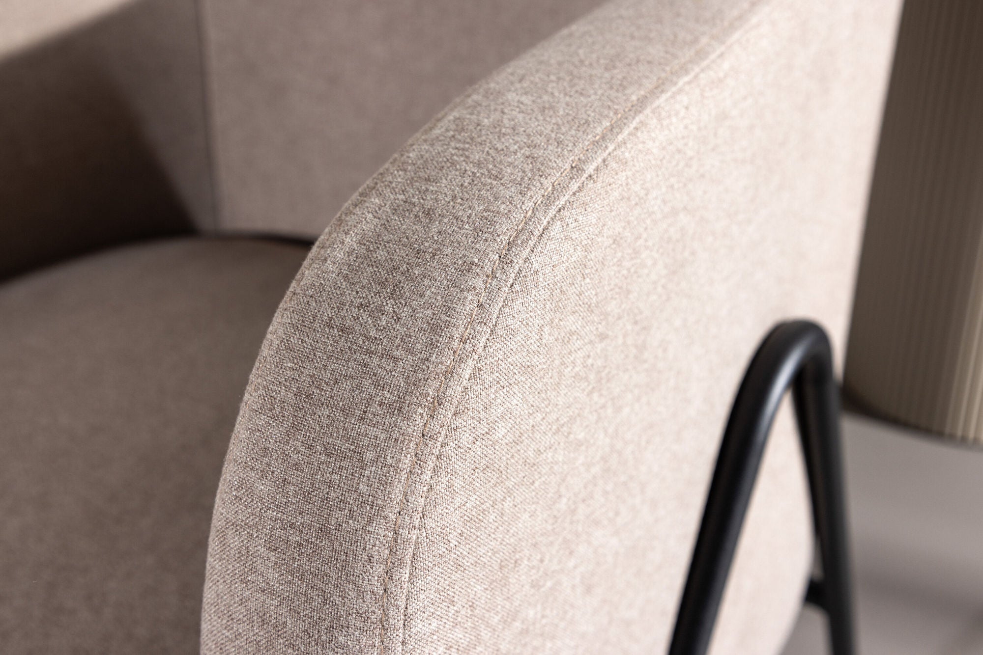 Venture Home Rika Armchair - Beige / Black