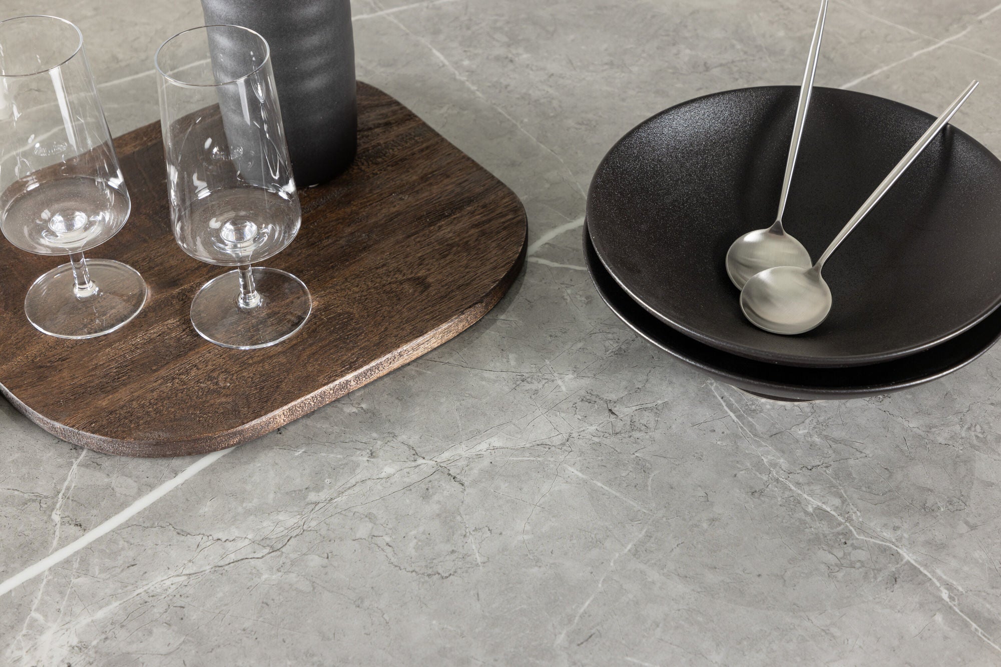 Vind Austin spisebord - Mocca / Dark grey Marblelook