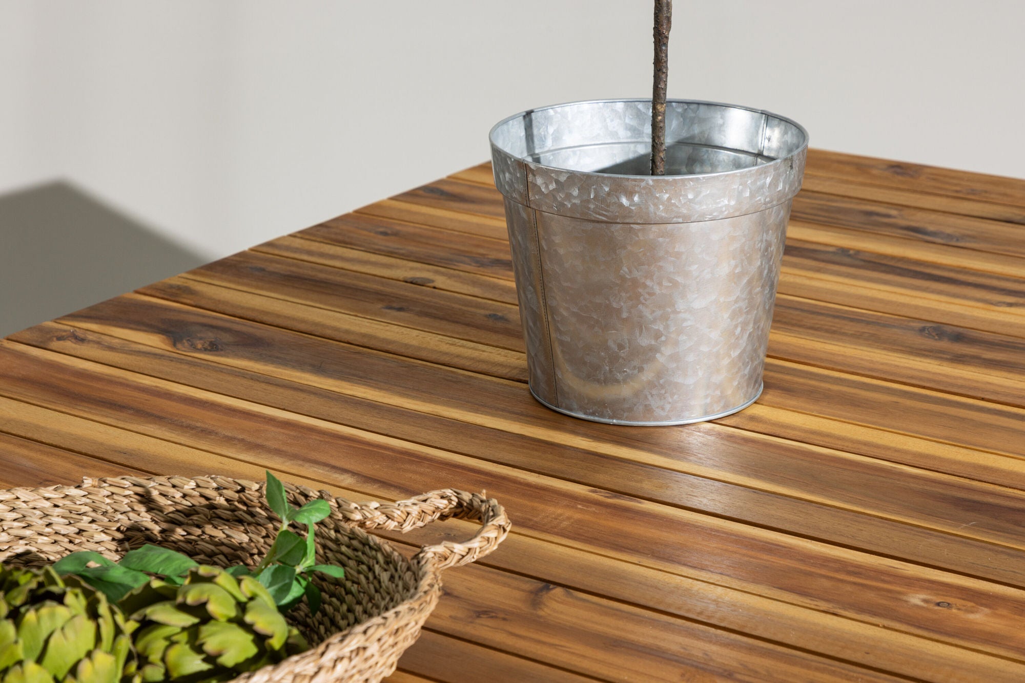 Venture Home Zenia spisebord 200*100 - Acacia / Zink