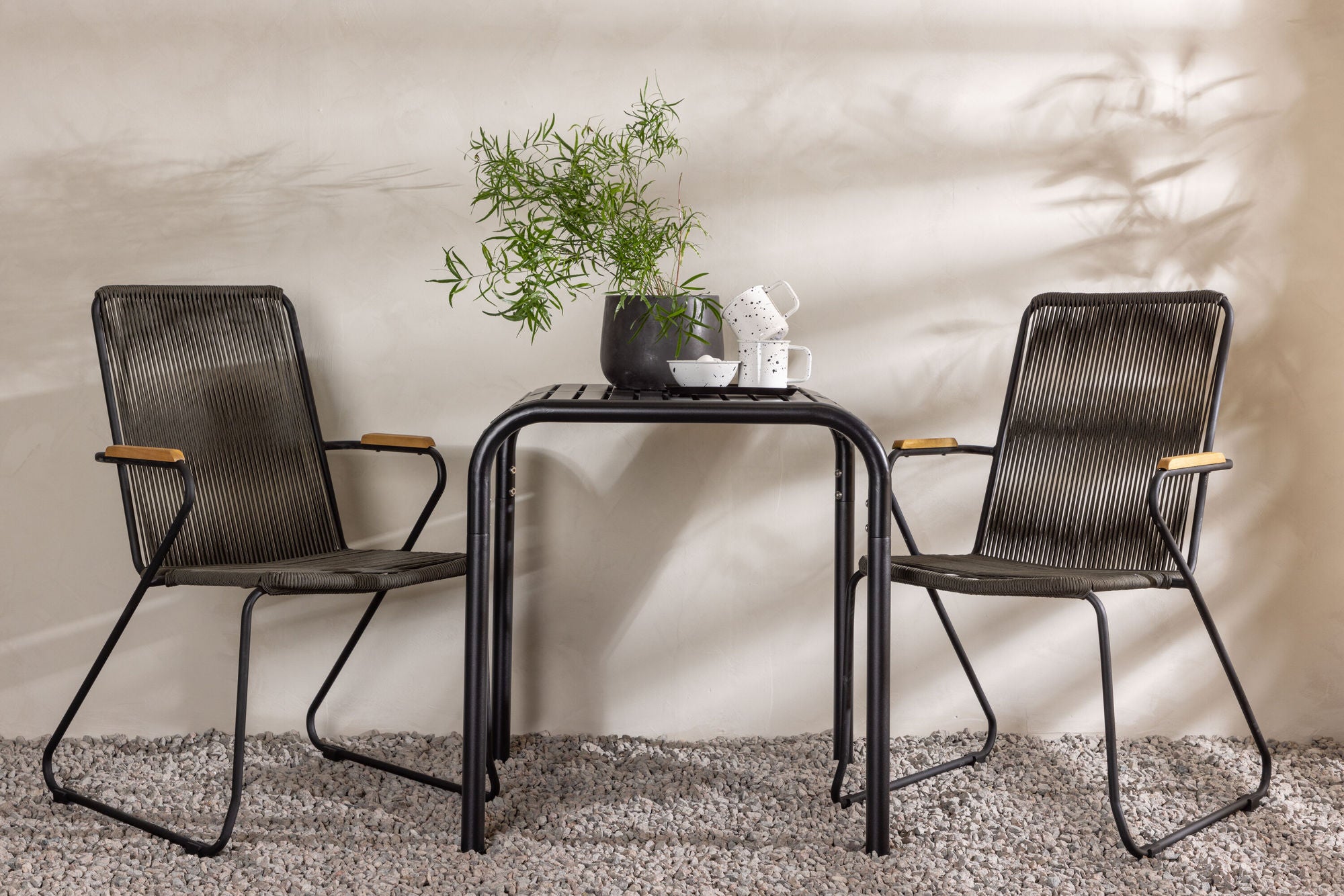 Venture Home Borneo Cafebord Aluminium - Black / Kvadrat 70*70* +Bois Diningchair Steel - Black / Dark Grey Rope _2
