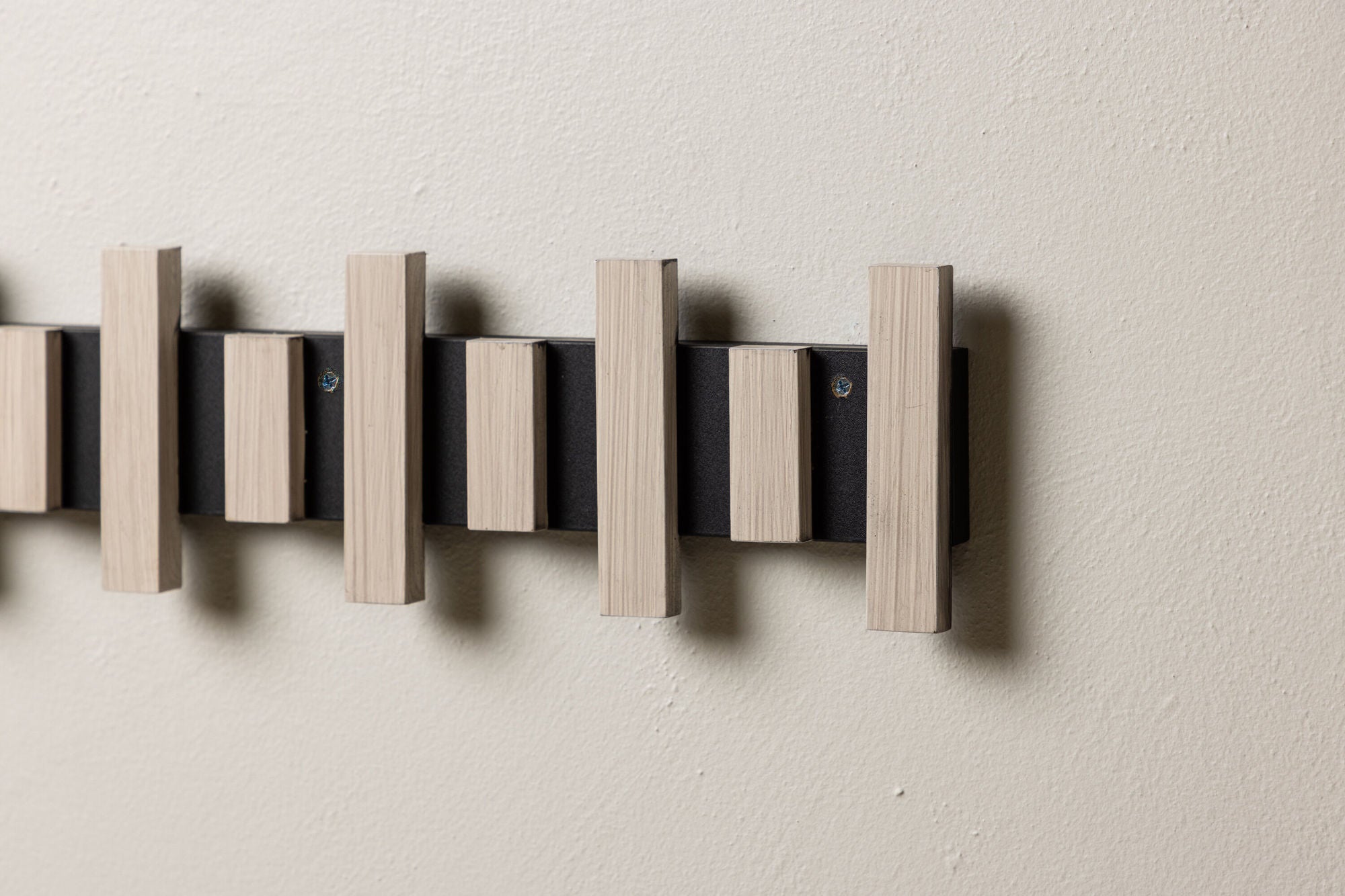Venture Home Nimes Wall Hat Rack 75x3,5x13cm - Black/whitewash /  MDF