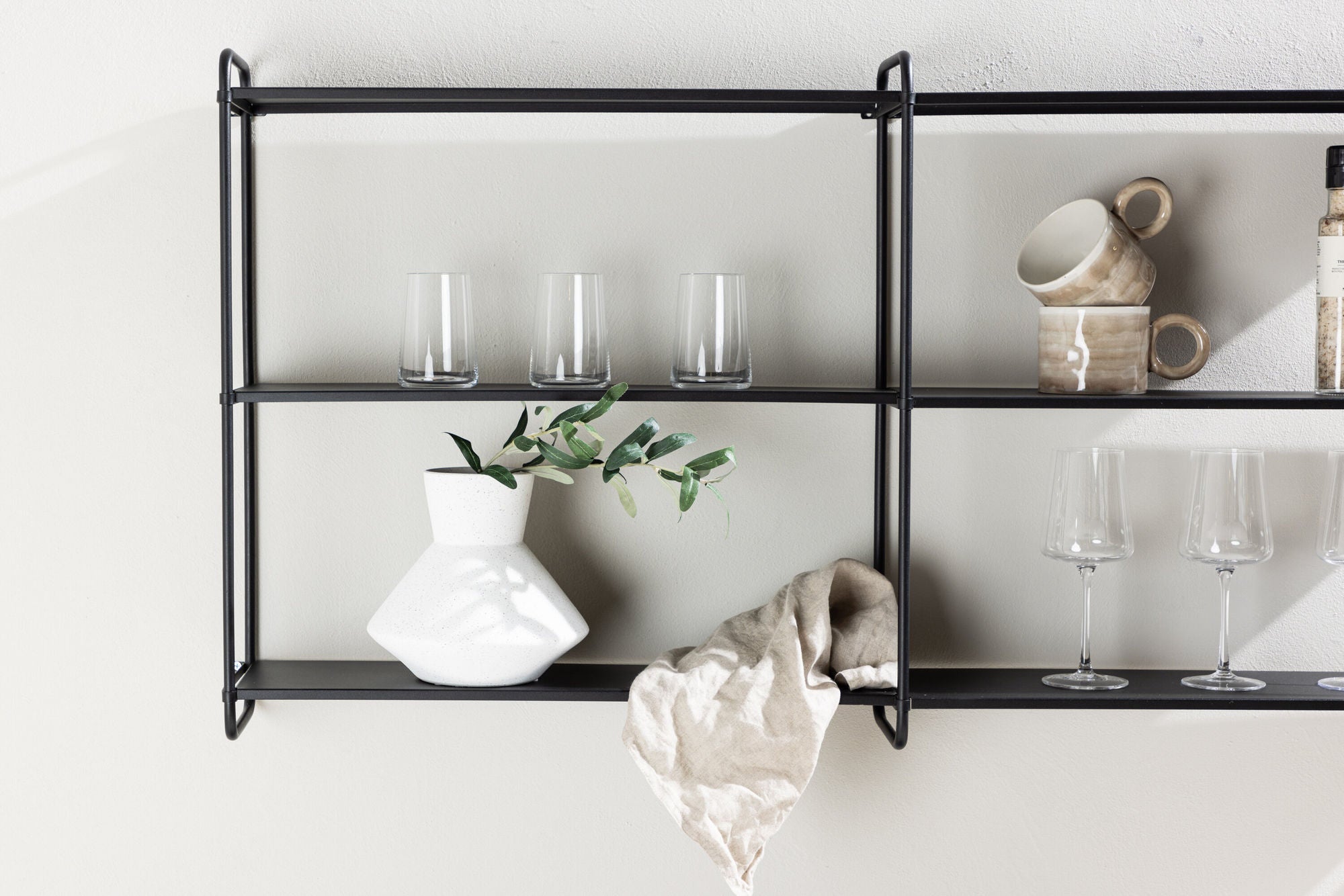 Venture Home Lyon Wall reol - Black / Powder coated Iron