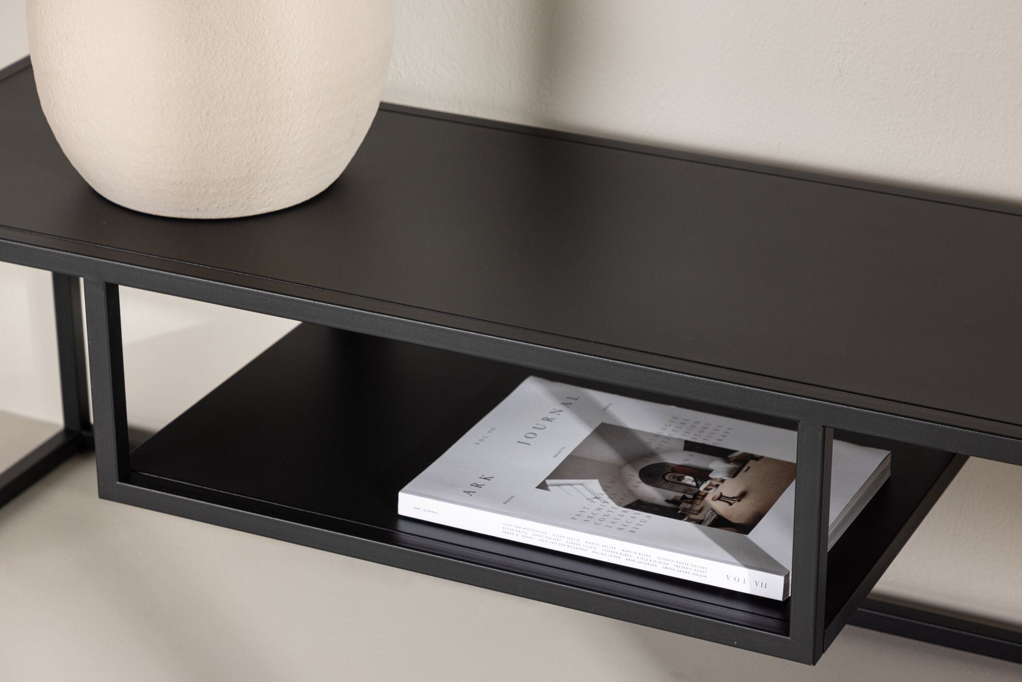 Venture Home Riverside TV-Stand - Black / Black