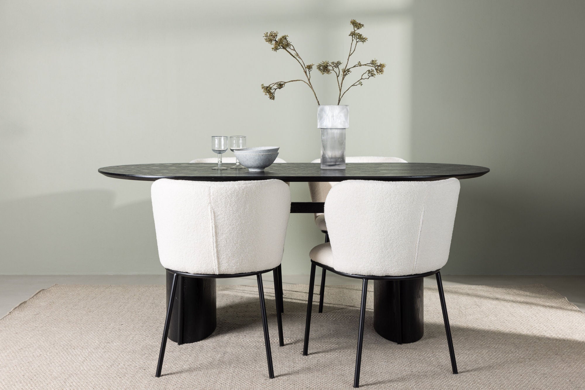 Venture Home Isolde spisebord 180*75 - Black / Black MDF +Edina Spisebordsstol - Black / White Boucle _4