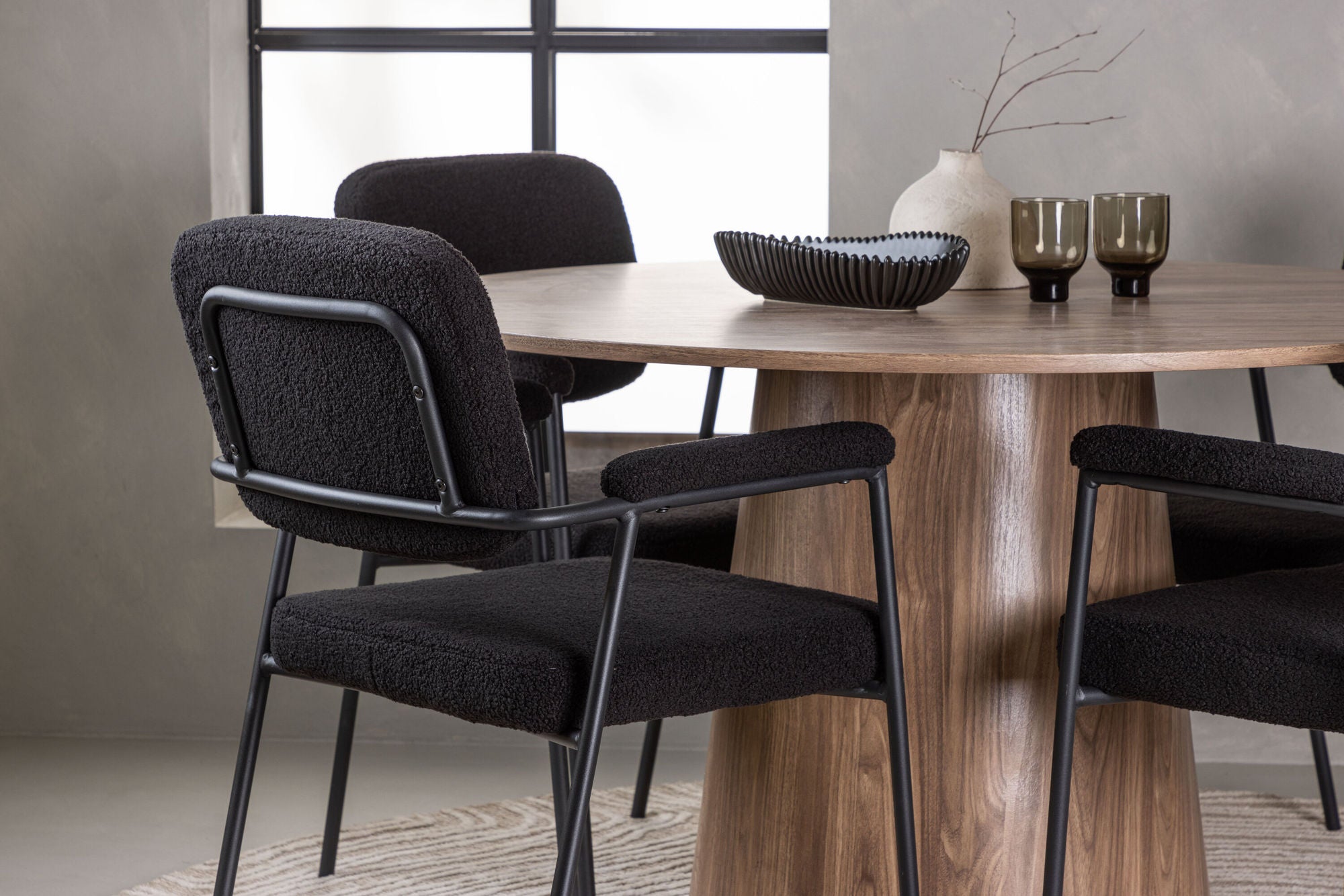 Venture Home Lanzo spisebord φ120 - Natural / Natural MDF +Yesterday Spisebordsstol - Black / Black Boucle _4