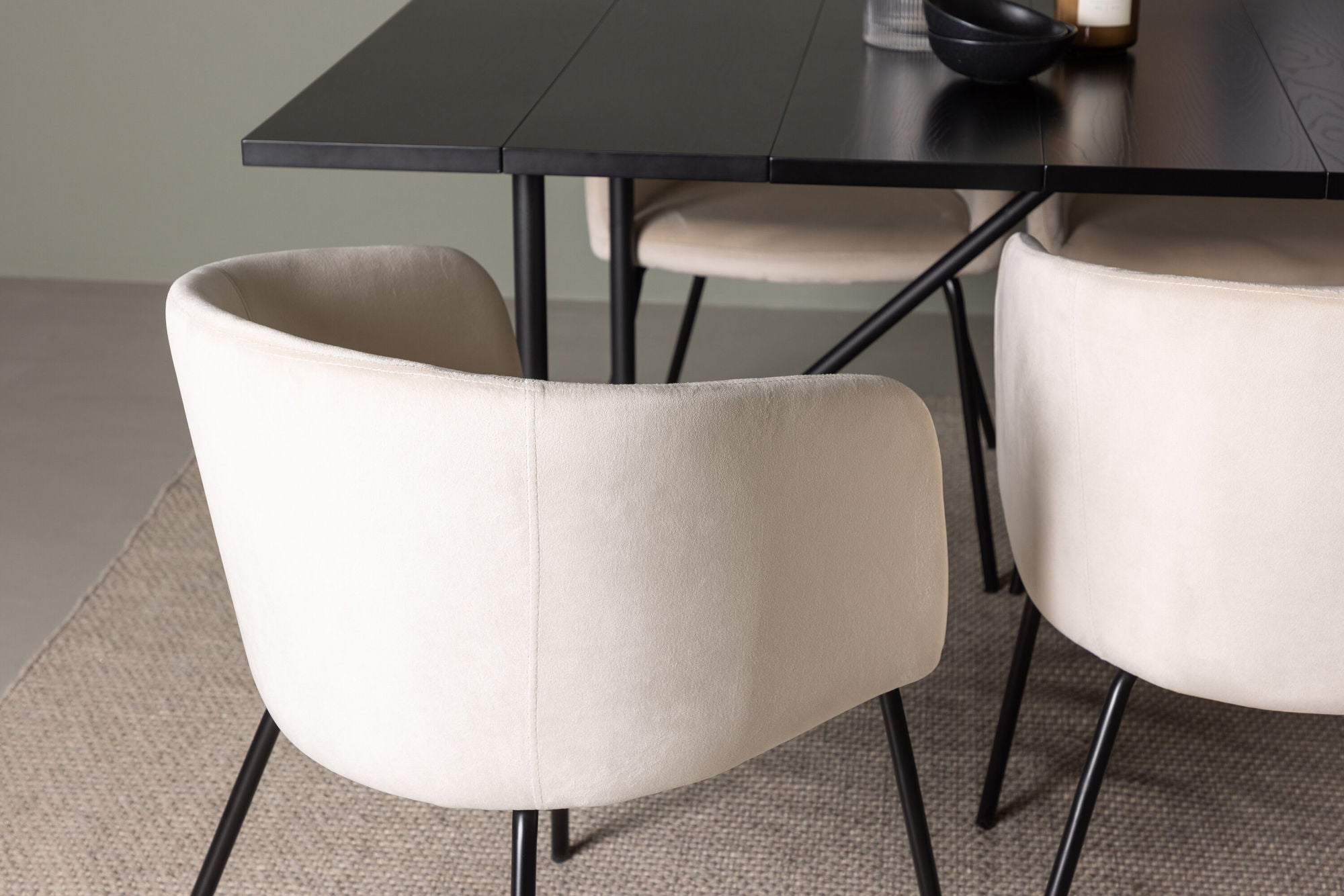 Venture Home Astrid spisebord 200*75 - Matte black / Matte black MDF with veneer +Berit stol - Black / Beige Velvet _6