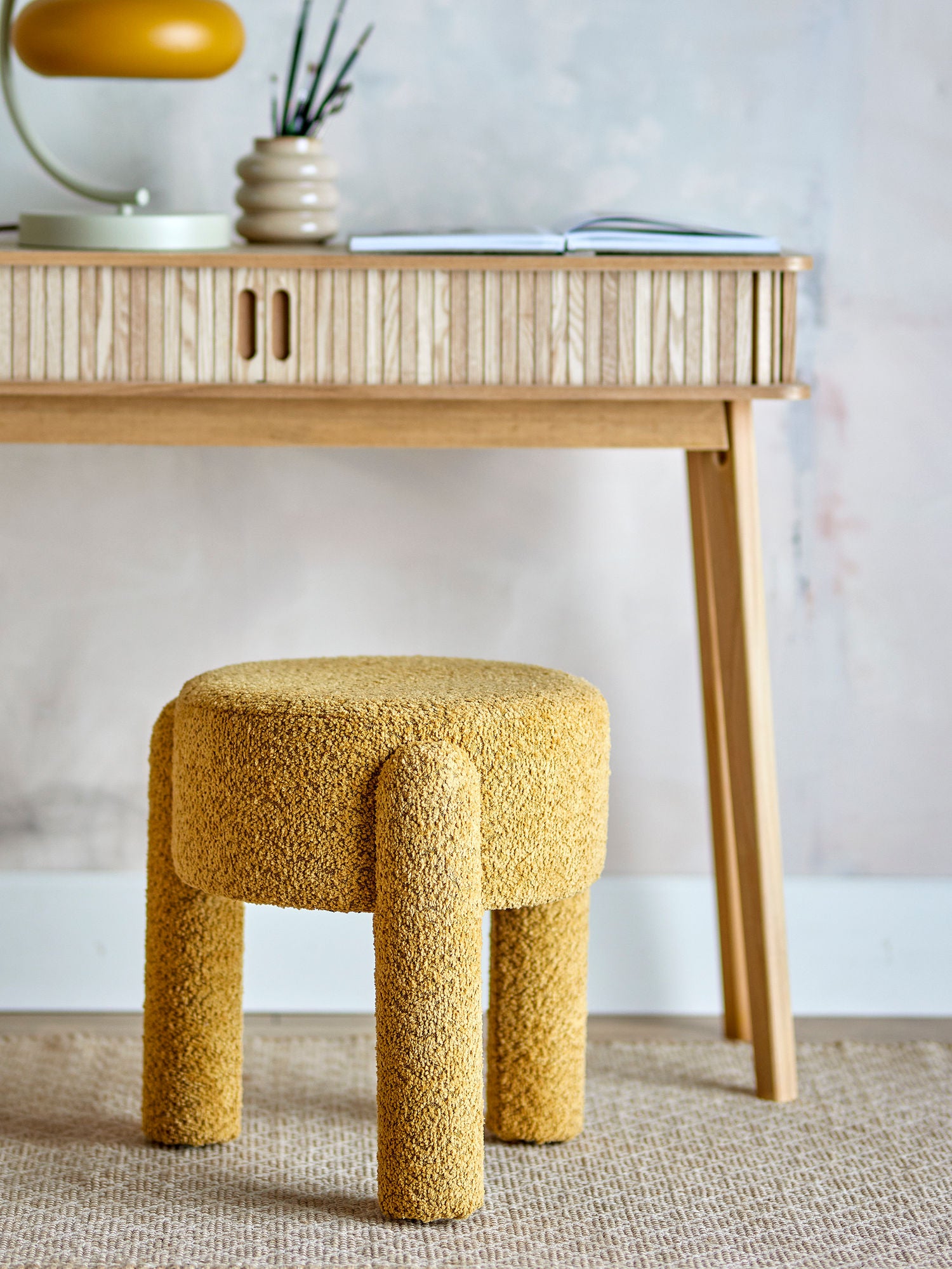 Bloomingville Bruno Taburet, Gul, Polyester