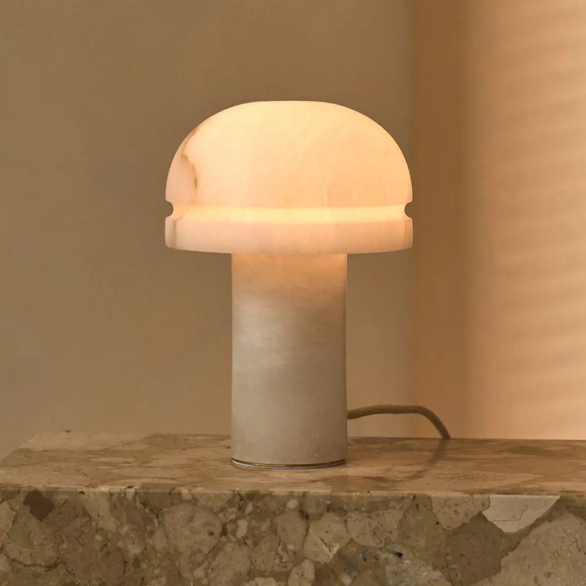 Leonardo Alabaster Bordlampe