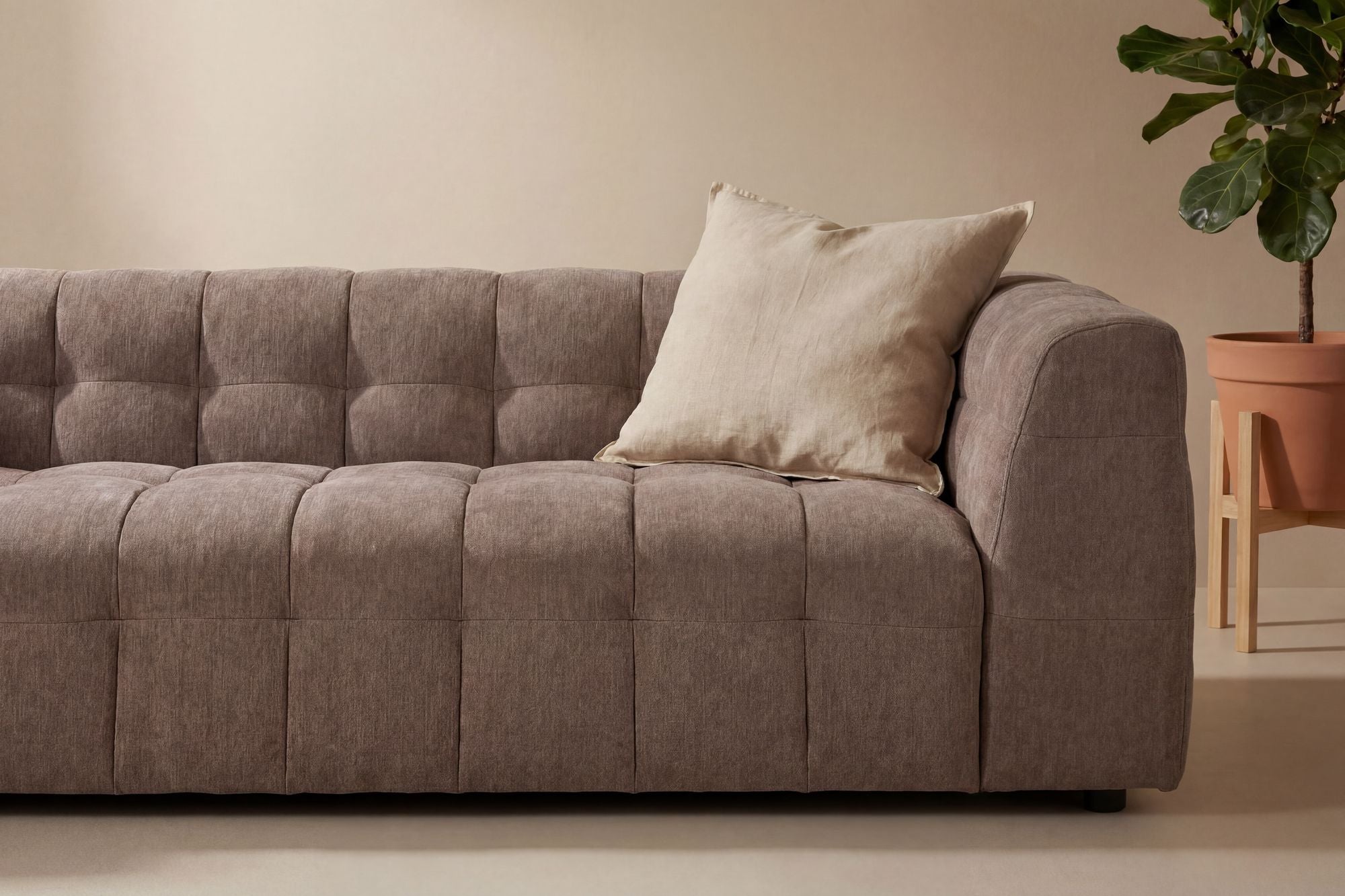 Venture Home Malou 3-Seat Sofa - Brown