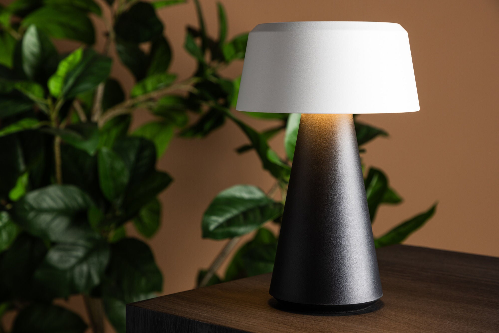 Venture Home Stratford bord lampe ø15*23cm - White/black /