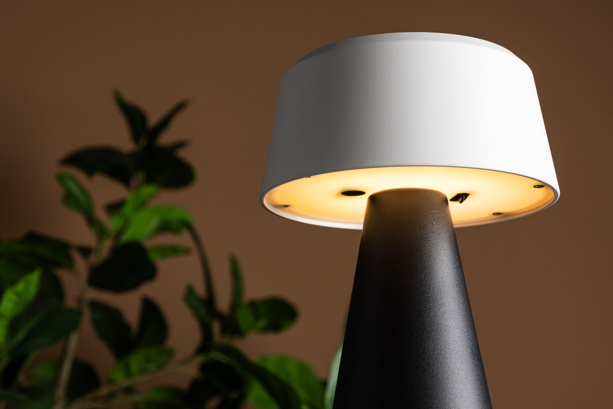 Venture Home Stratford bord lampe ø15*23cm - White/black /