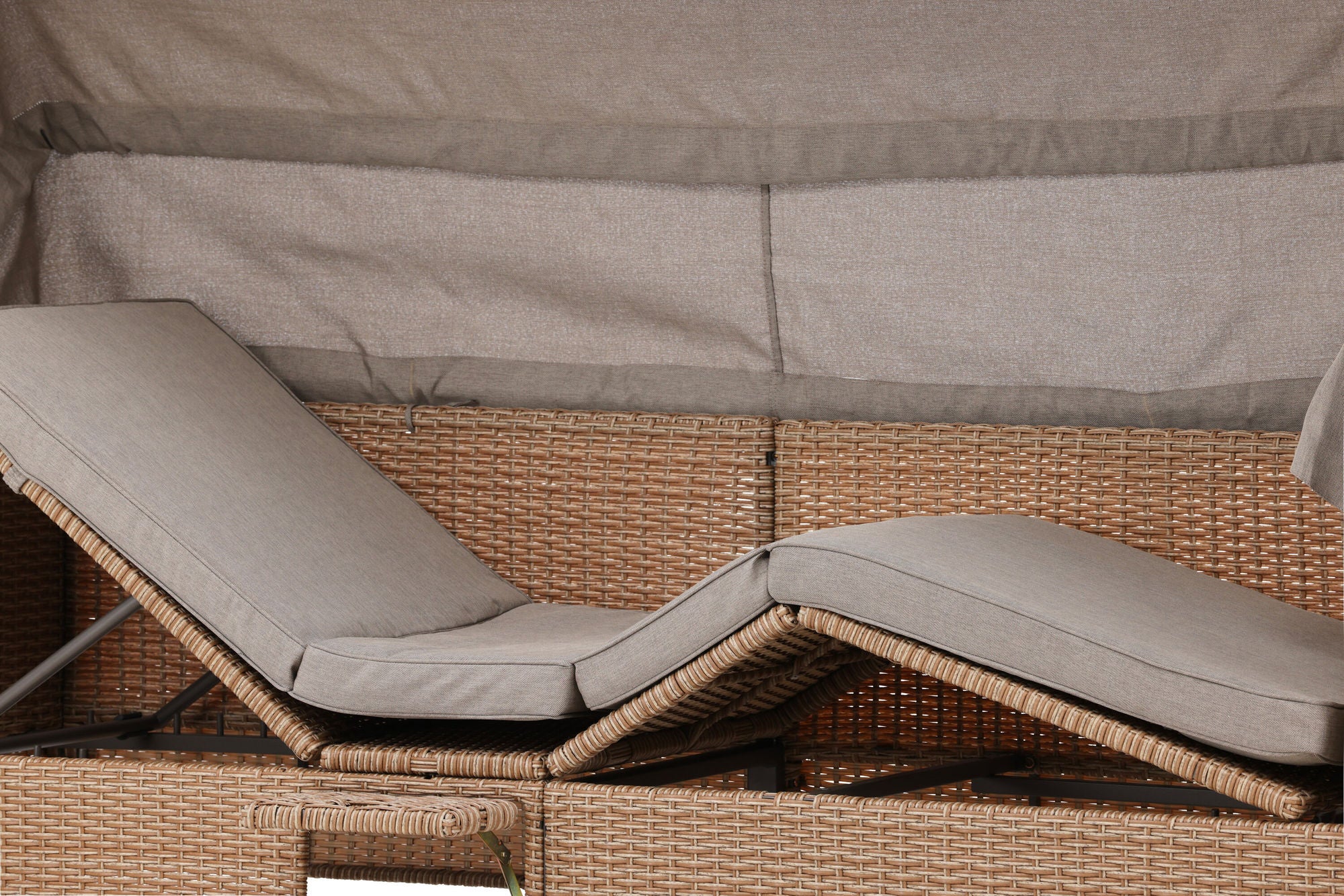 Venture Home Nopy - Sun Lounge with Canopy- Beige / Beige - Wicker