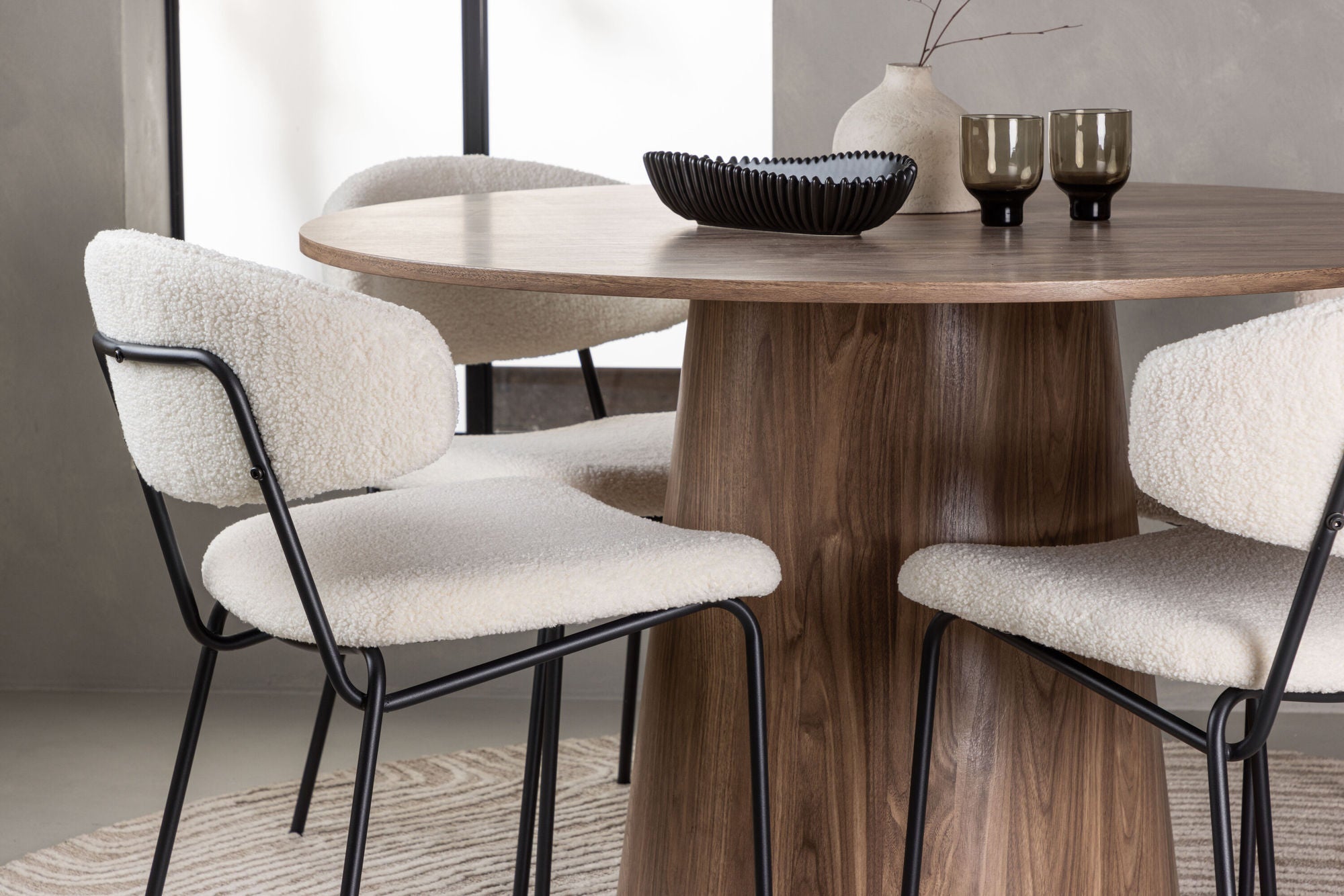 Venture Home Lanzo spisebord φ120 - Natural / Natural MDF +Chico Spisebordsstol - Black / White Boucle _4