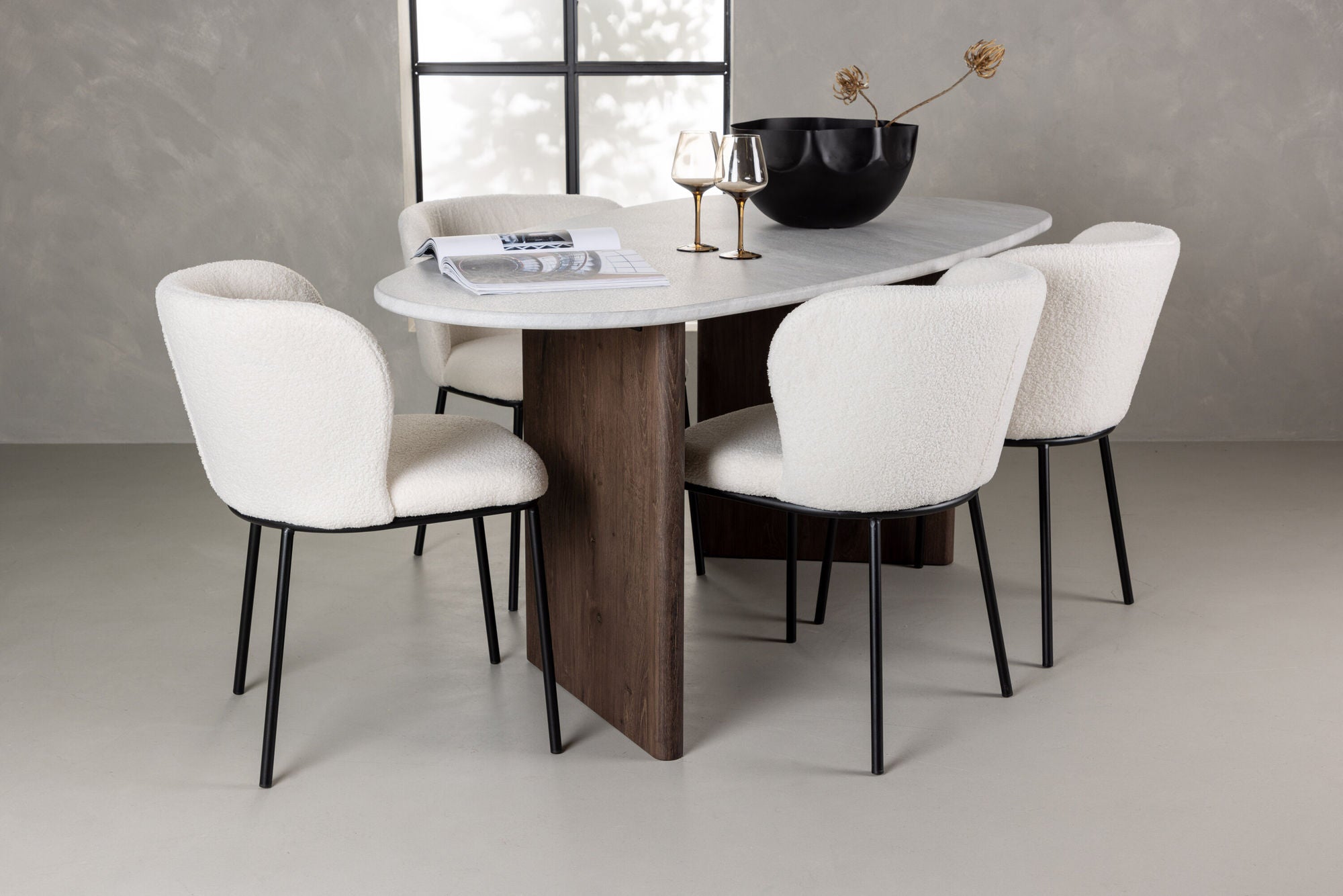 Venture Home Grönvik spisebord 180*75 - Mocca / Offwhite Concretelook MDF +Edina Spisebordsstol - Black / White Boucle _4