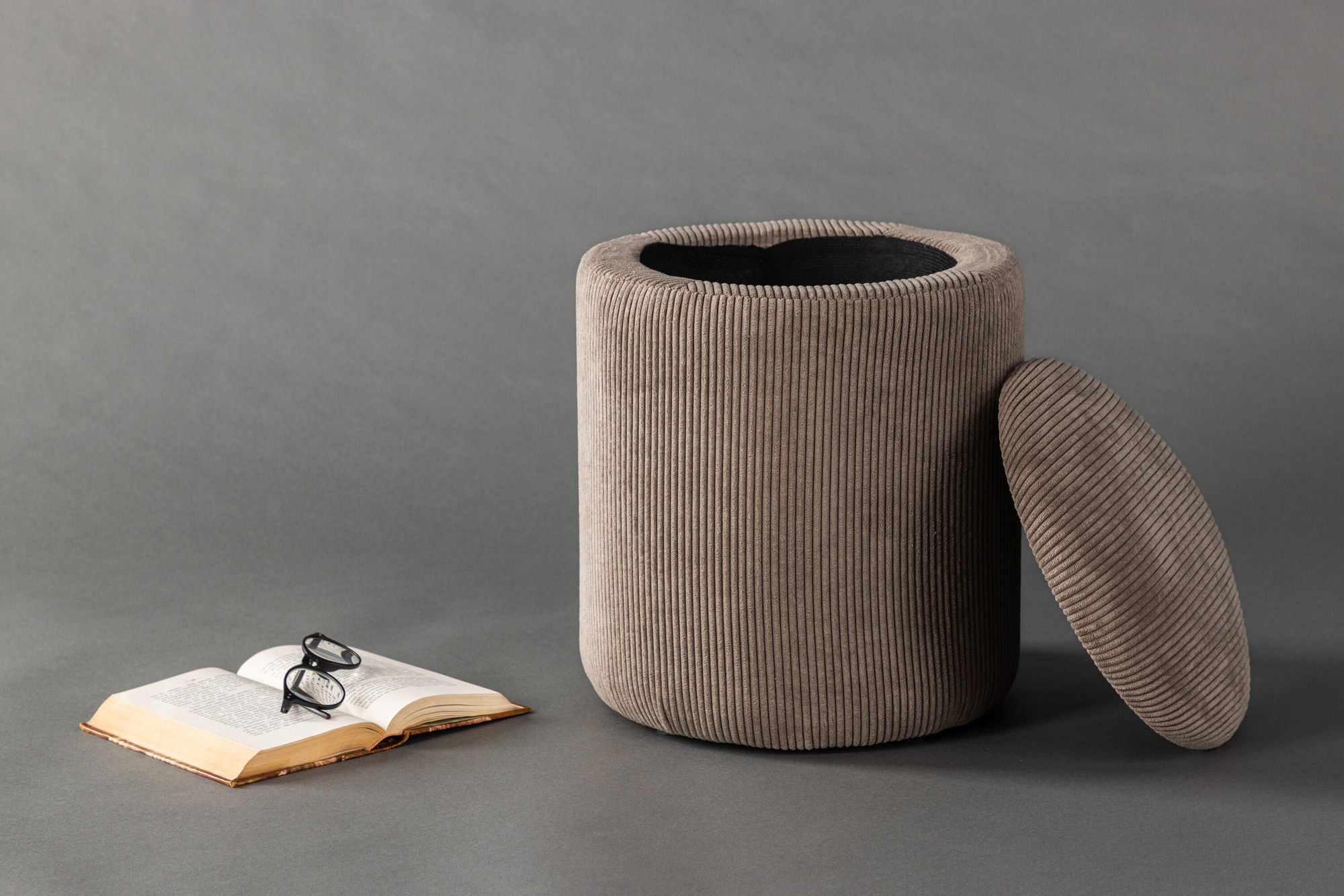 Venture Home Limpen Pouf - Brown / Manchester