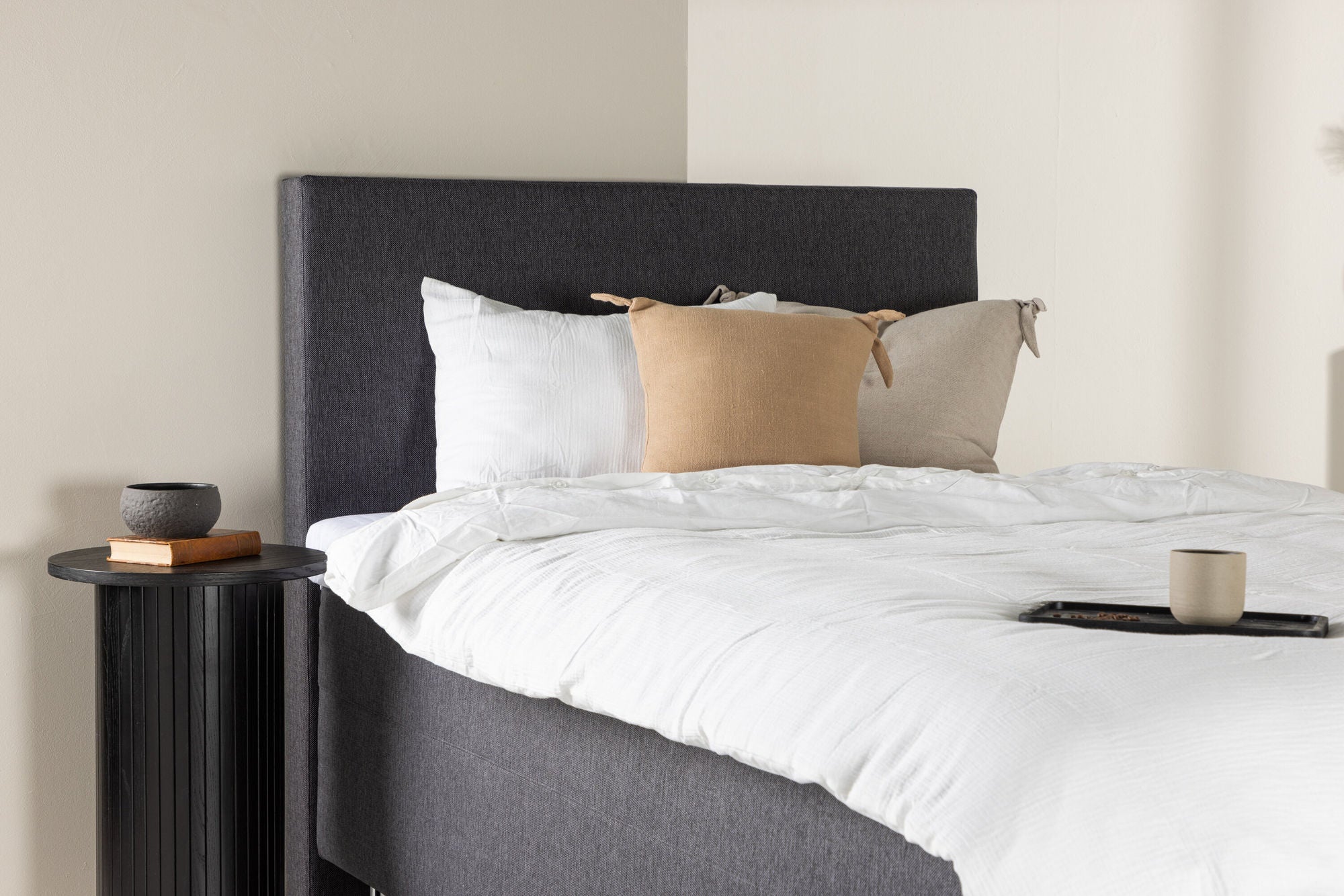 Venture Home Mesa Bed 120*200 - Matte Silver / Dark grey Fabric Lino 12