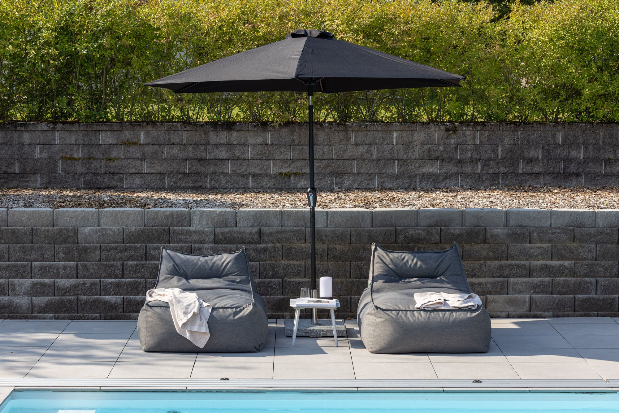 Venture Home Leeds Umbrella - 3m - Grey Alu / Black Fabric