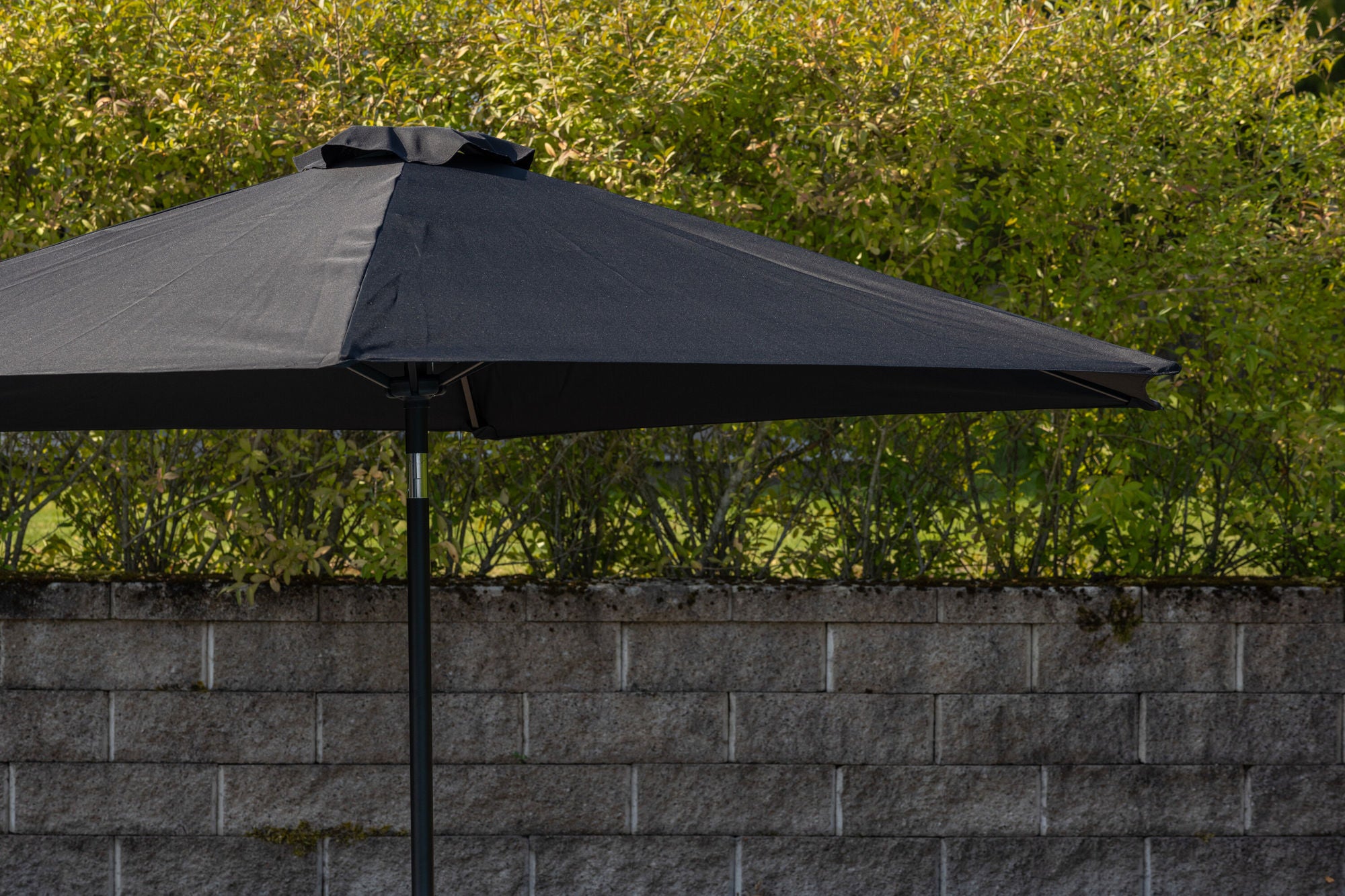 Venture Home Leeds Umbrella - 3m - Grey Alu / Black Fabric