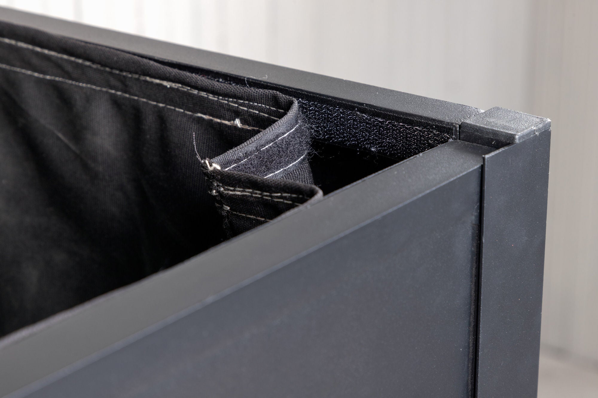 Venture Home Tiana cushion box- black 150*90*101 - Ersätter 1012-408