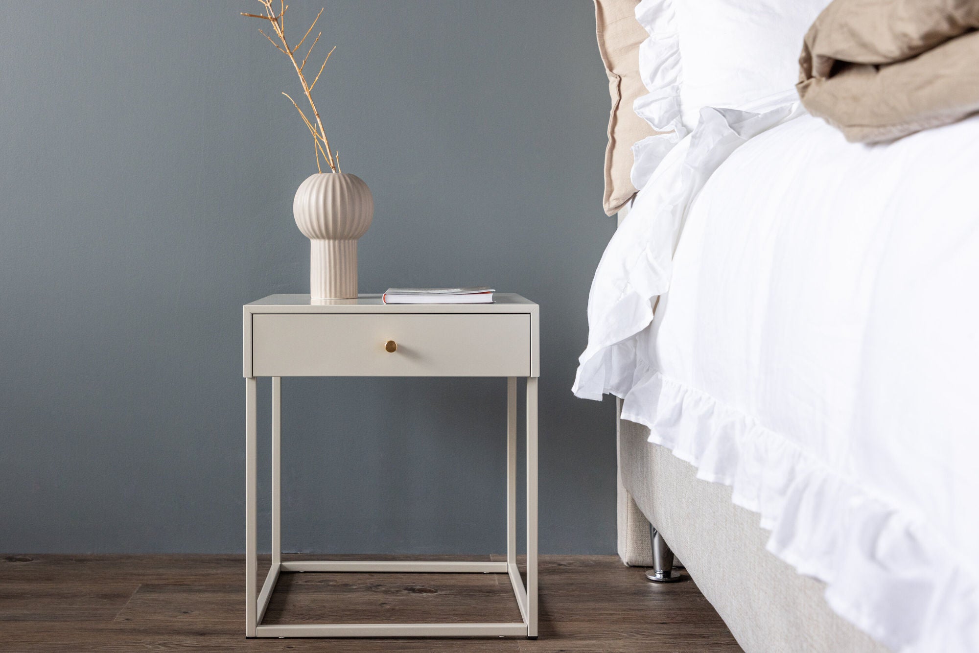 Venture Home Bakal Bedside bord - Beige / Beige