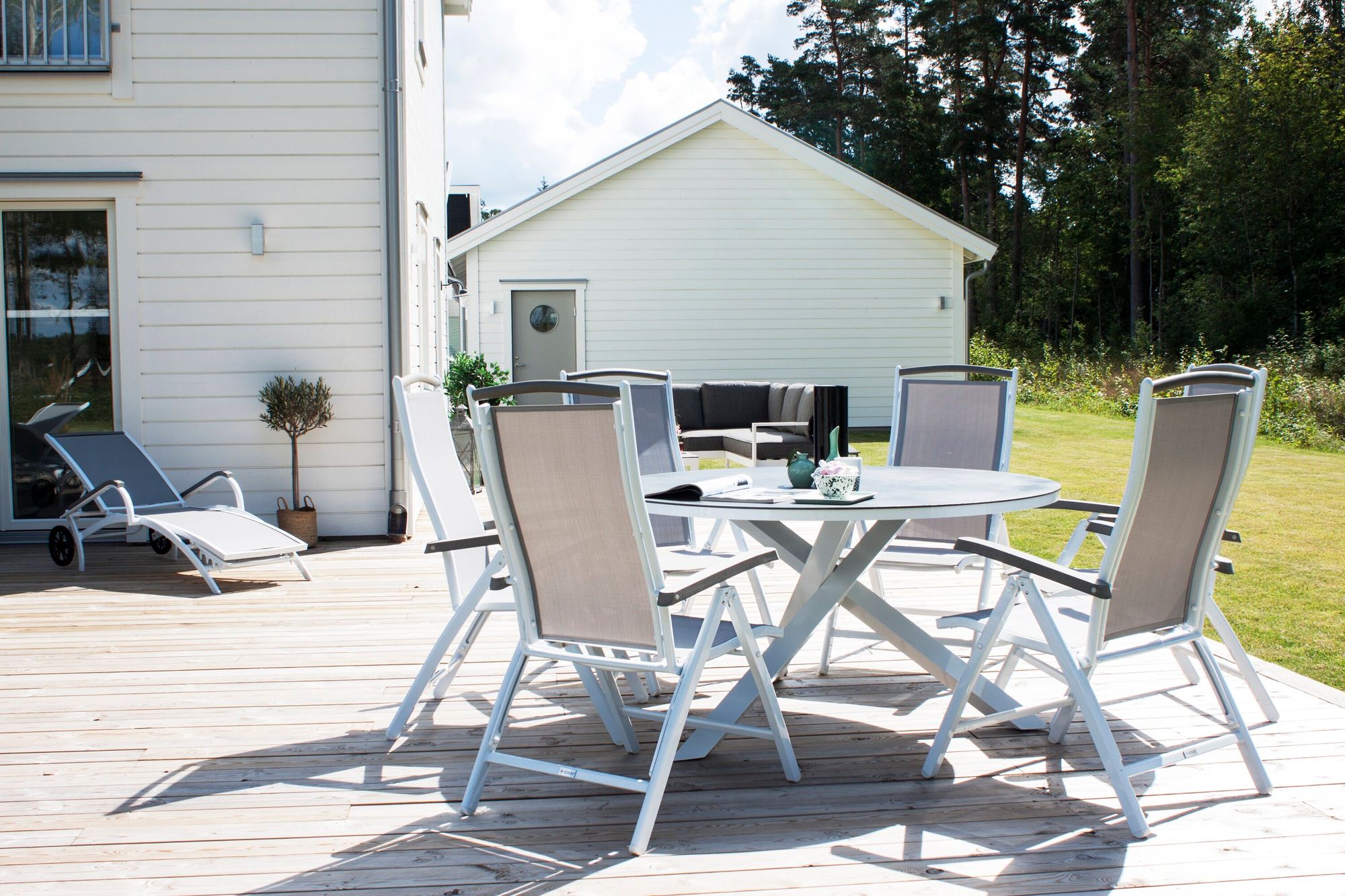 Venture Home Copacabana bord ø 140 - White/Grey