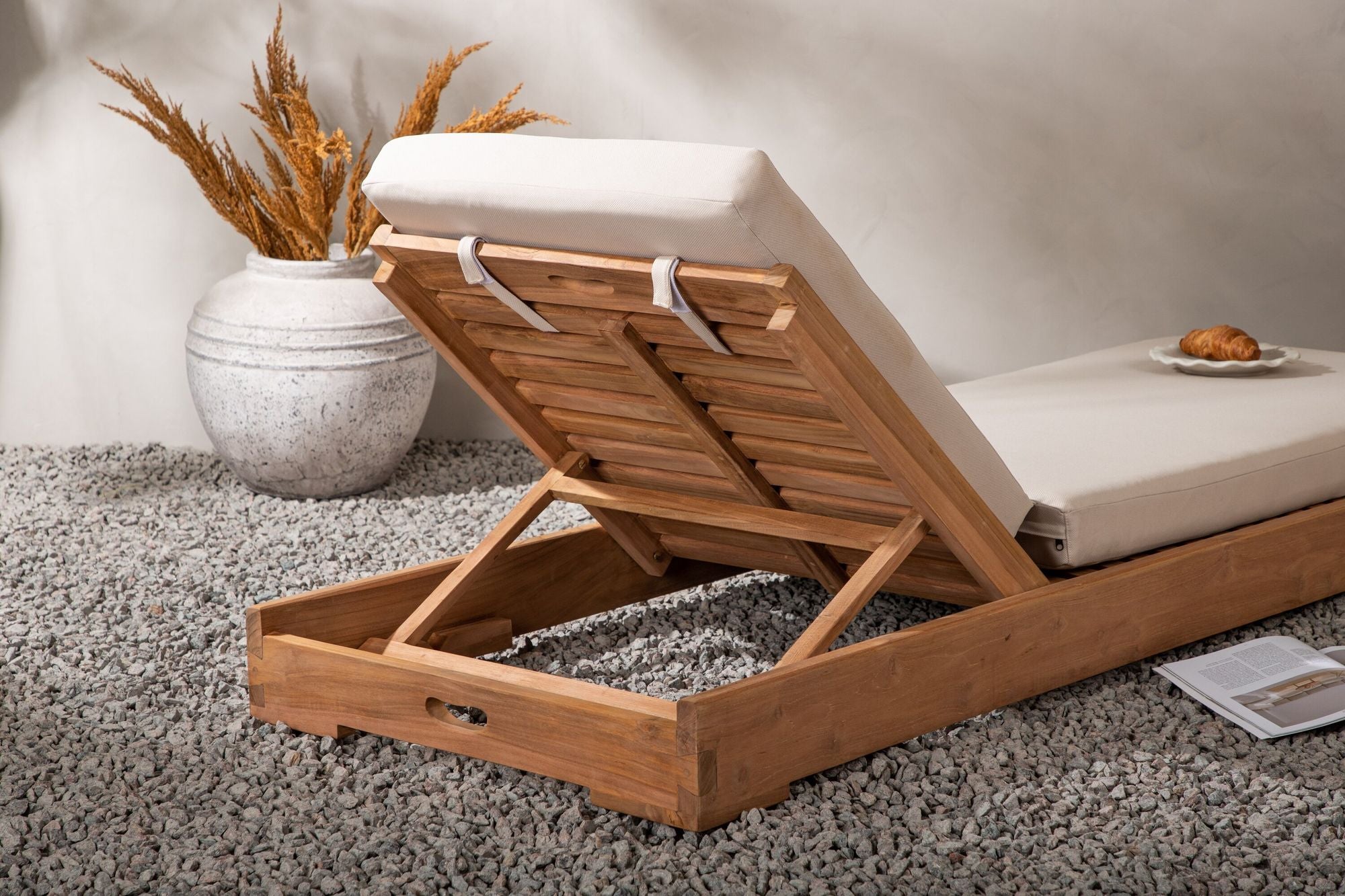 Venture Home Sunbed - Teak golden inc Beige Cushion