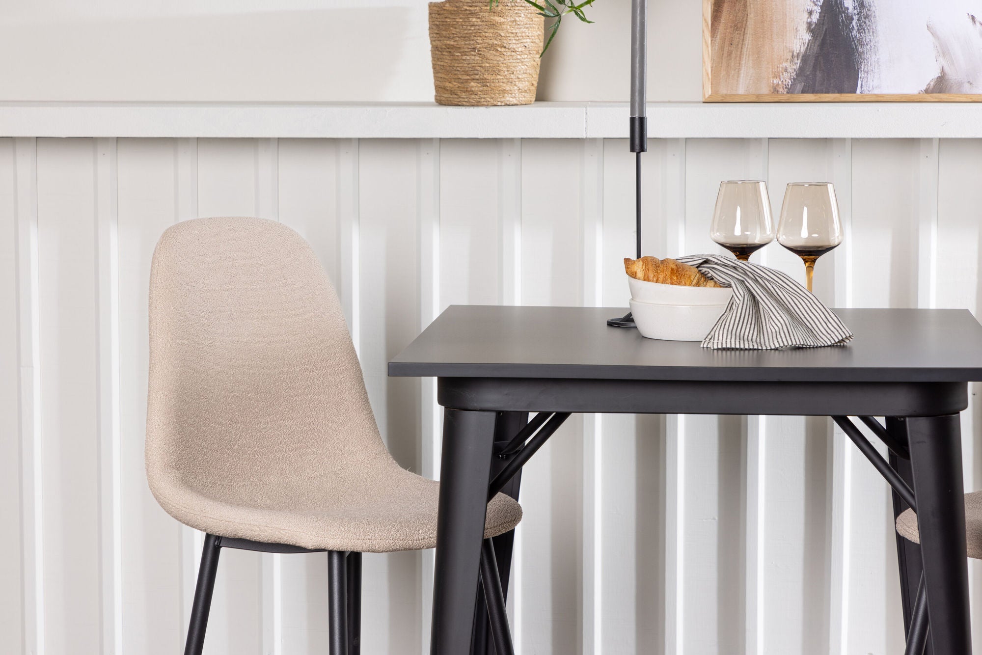 Venture Home Tempe spisebord - Black / Black MDF +Polar Spisebordsstol - Black / Beige Boucle _2