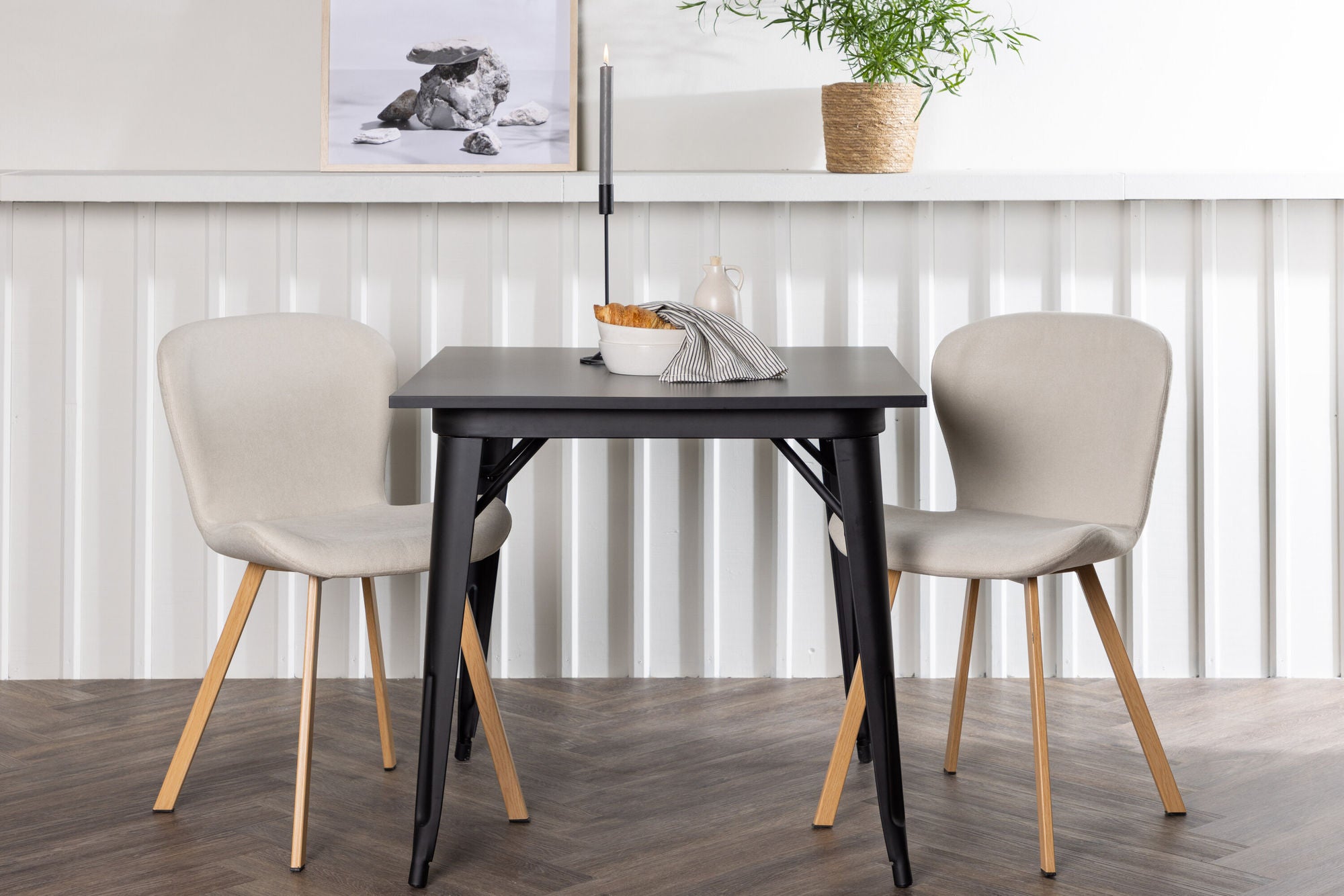 Venture Home Tempe spisebord - Black / Black MDF +Lilja Spisebordsstol - Oaklook / Beige Fabric _2