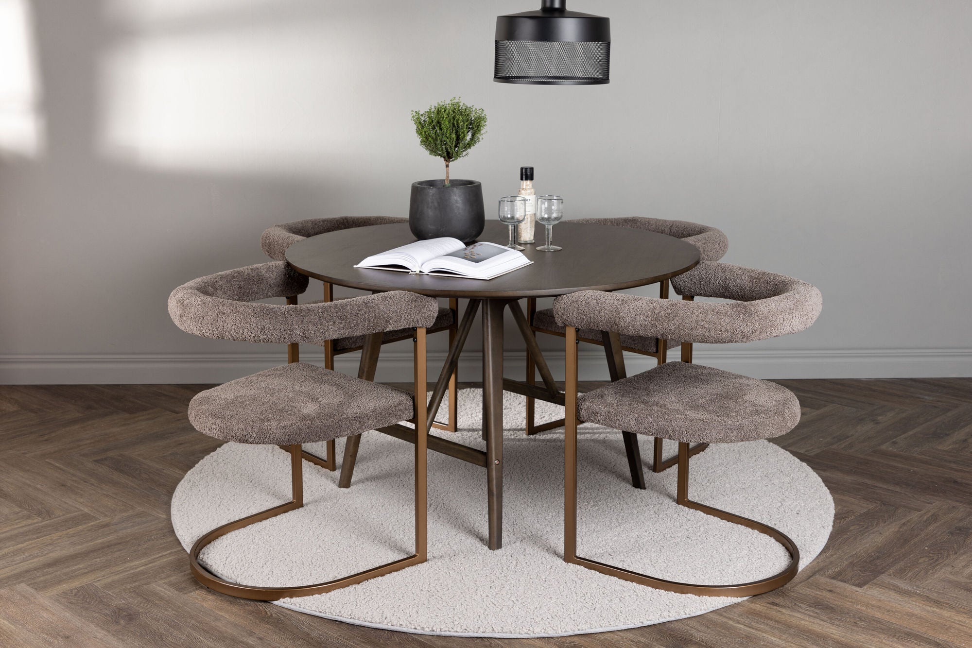 Venture Home Kaseidon spisebord - rund - Rubberwood / Dark Brown MDF +Morning Spisebordsstol - Black / Black Boucle _4