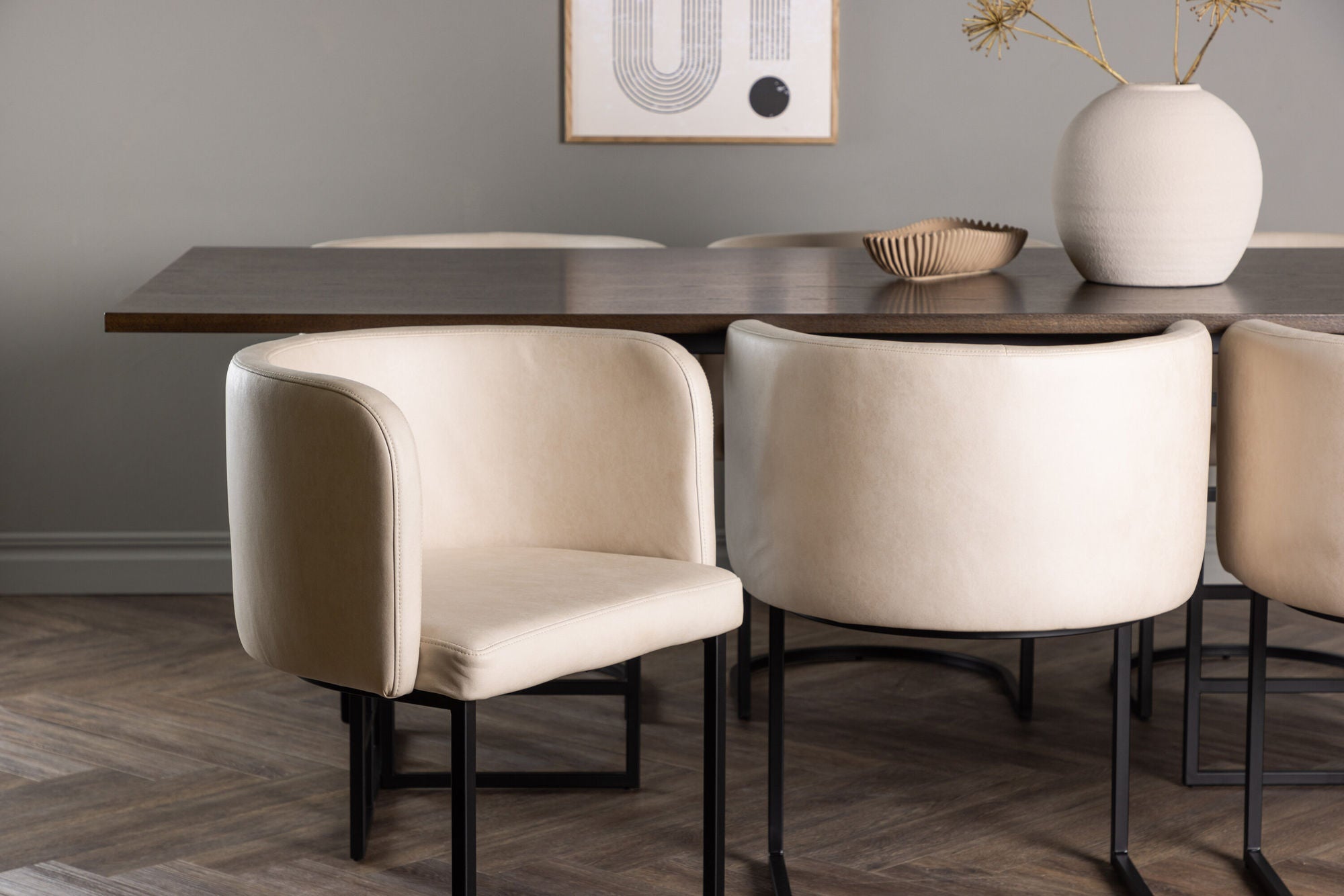Venture Home Ystad spisebord - Black / Mocca Oak Veneer +Simrishman Spisebordsstol - Black / Beige TC-fabric _6