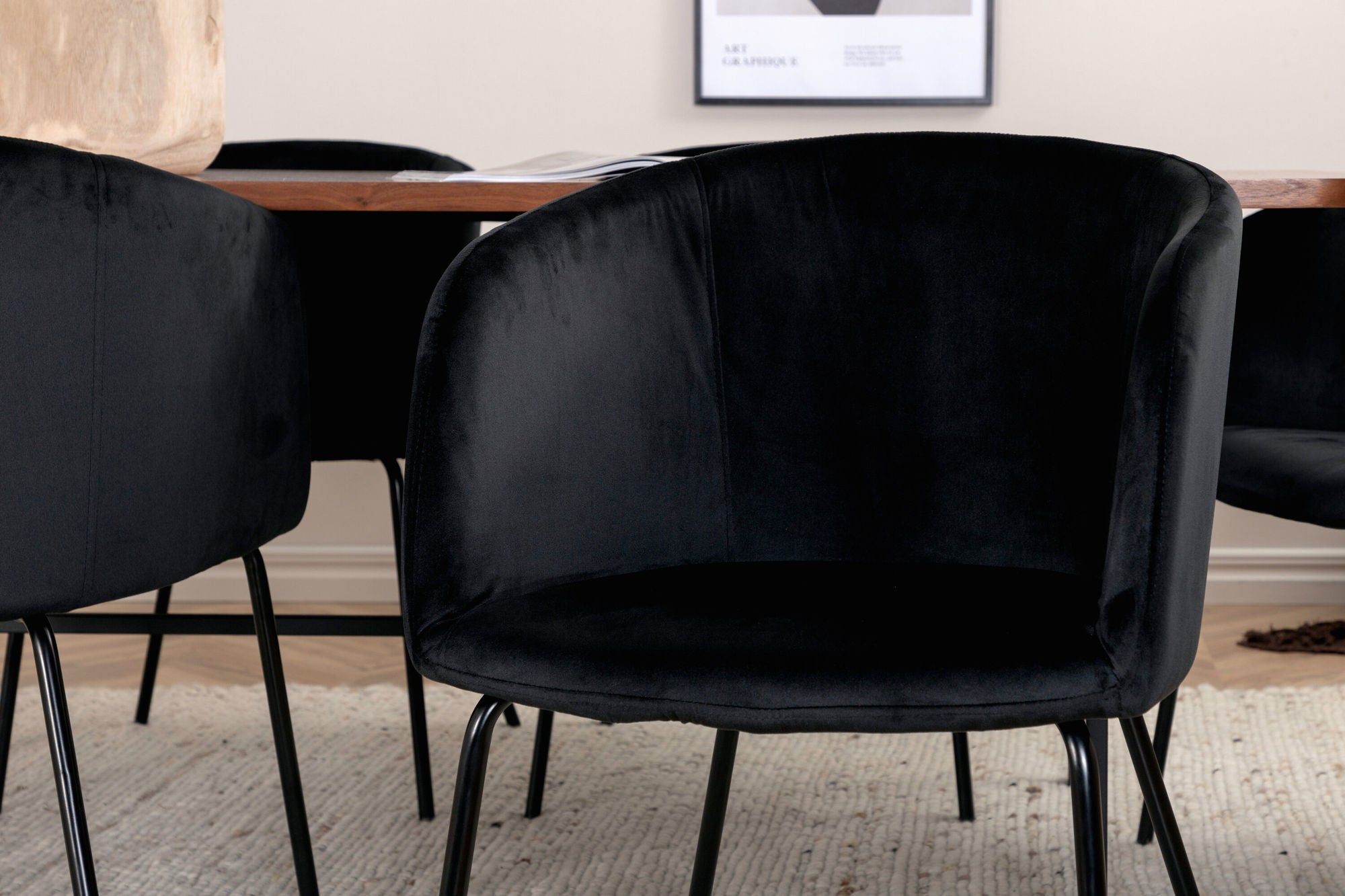 Venture Home Uno spisebord - Black / Walnut Veneer+Berit stol - Black / Black Velvet_6