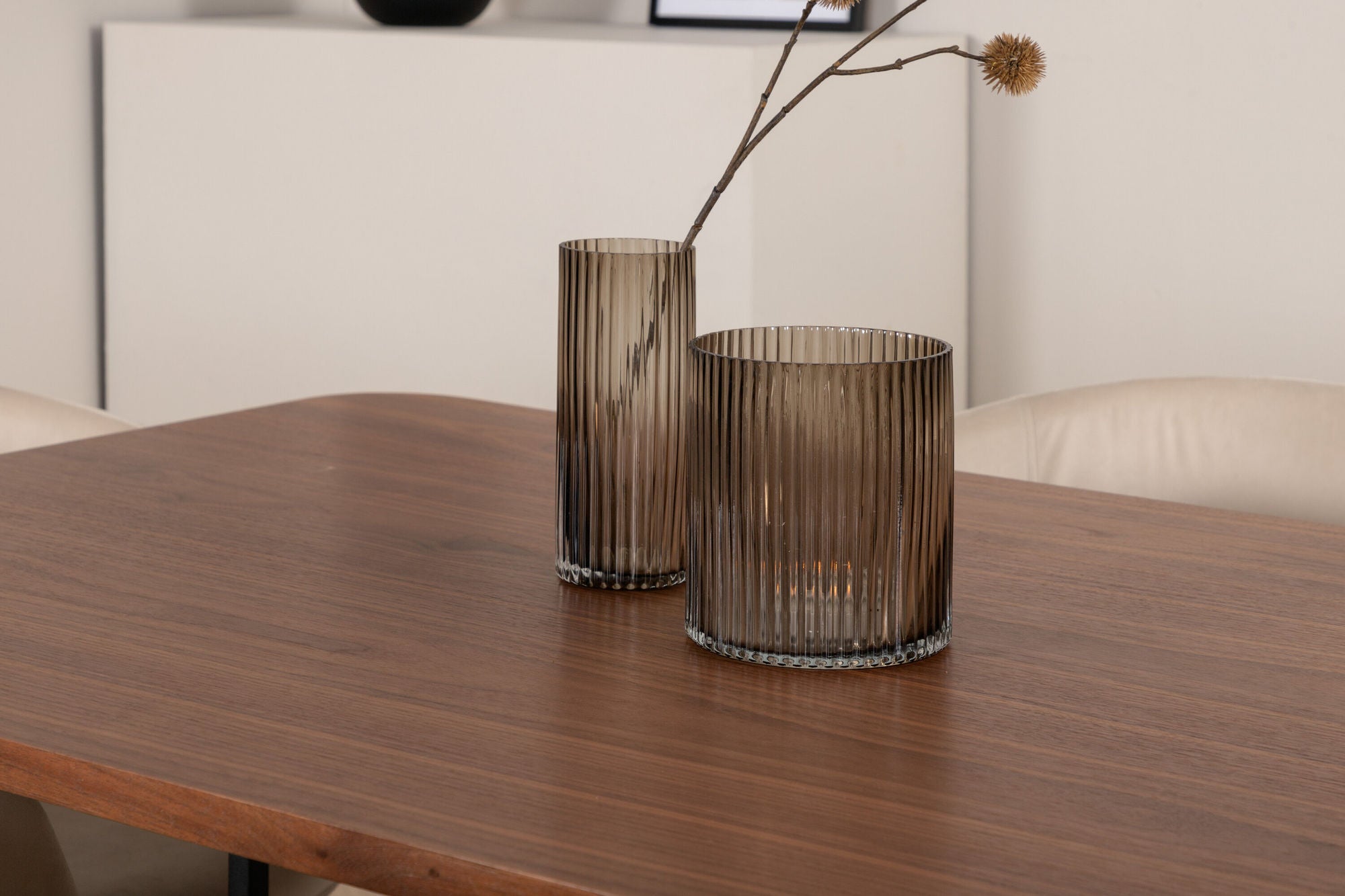 Venture Home Uno spisebord - Black / Walnut Veneer+Berit stol - Black / Beige Velvet_6