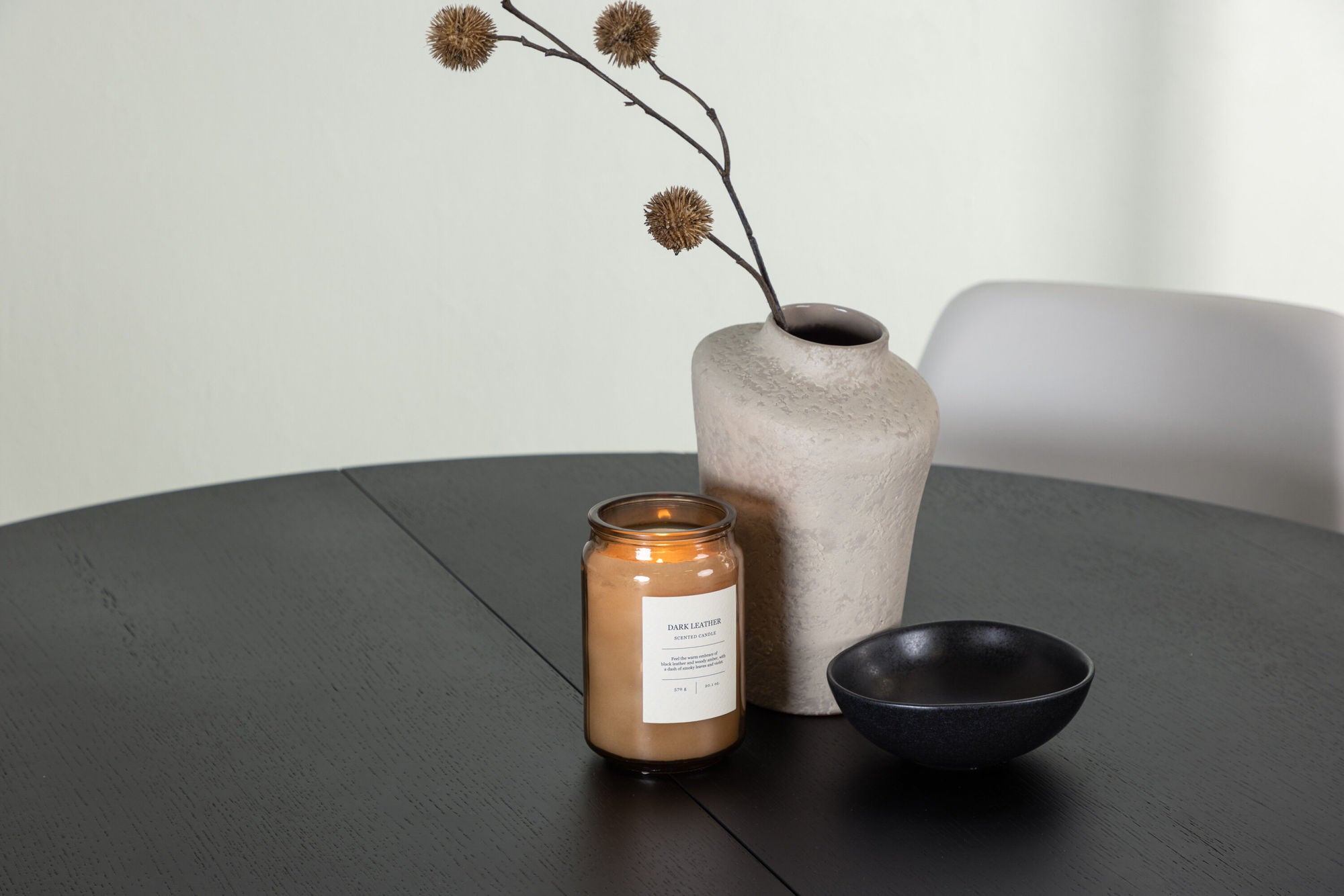 Venture Home Matilda spisebord φ130 - Black / Black MDF with veneer +Night Spisebordsstol - Black / White PU _4