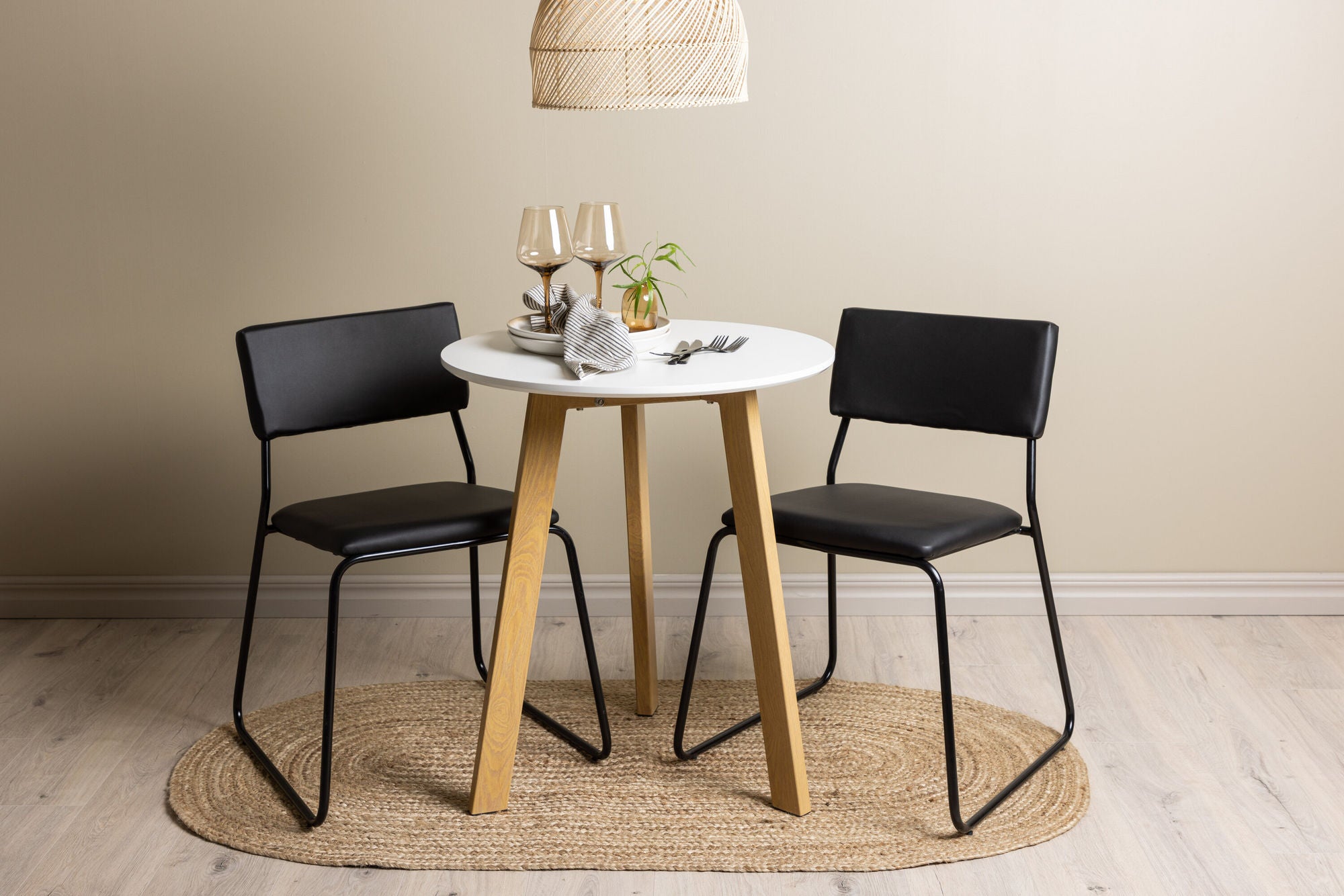 Venture Home Leonora spisebord φ65 - Oaklook / White MDF +Kenth stol - Black / Black PU _2