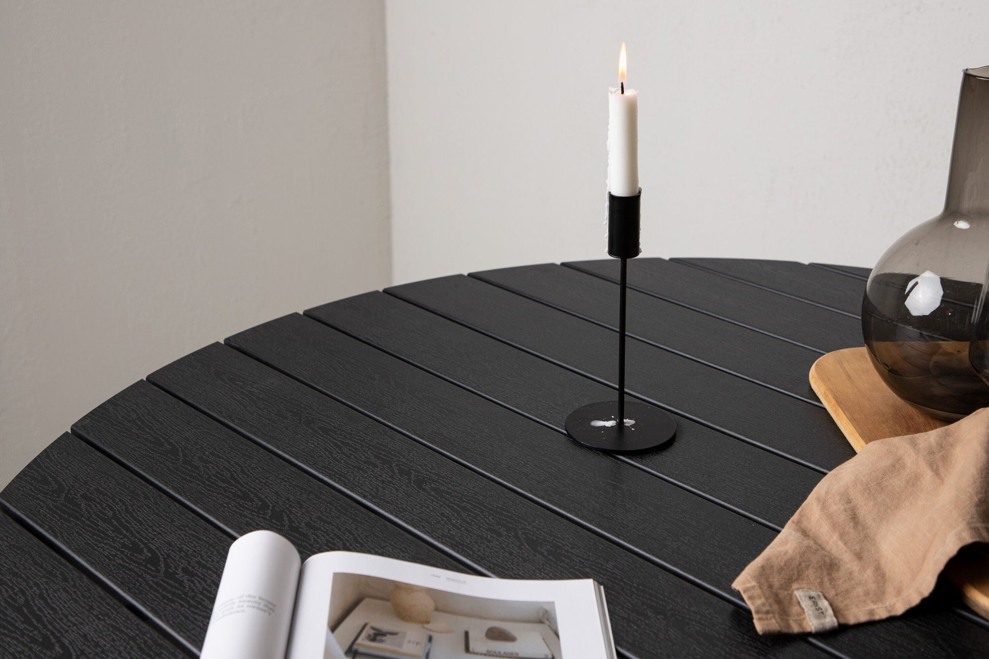 Venture Home Break - spisebord rund- Black / Black - Alu / Aintwood - 120ø