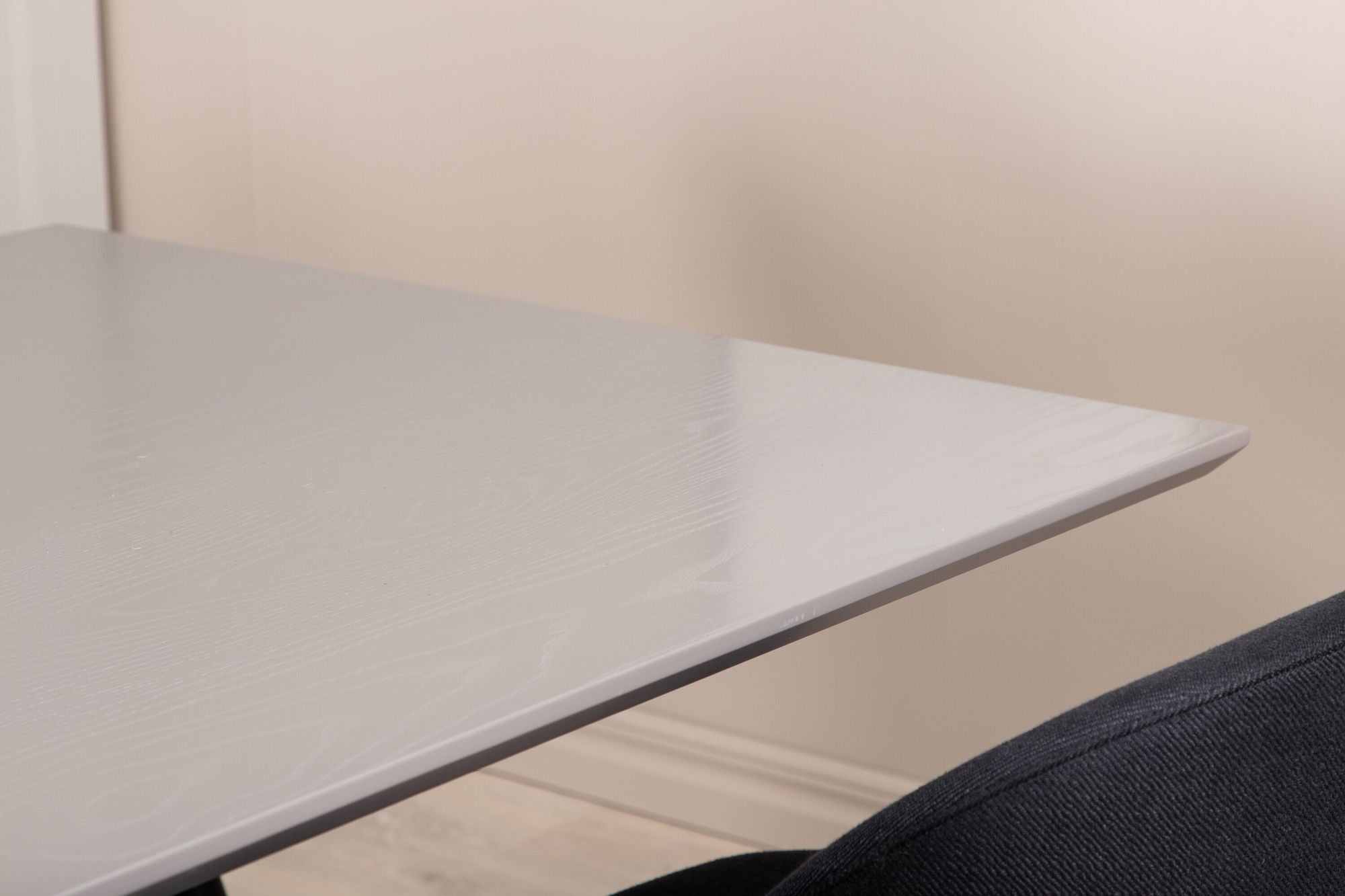 Venture Home Piazza spisebord , Black Grey Veneer+Velvet Dining Chiar , Black legs, Black Fabric_6