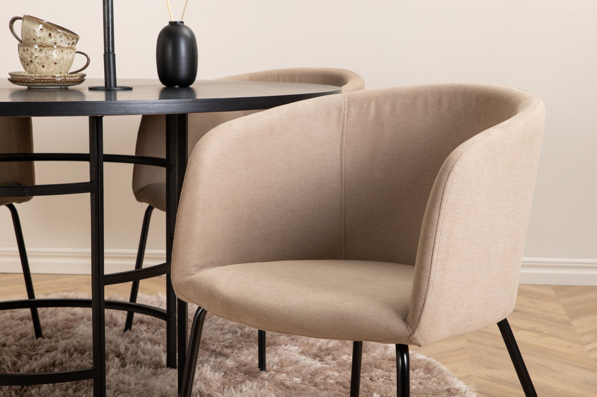 Venture Home Copenhagen - spisebord round - Black / Black+Berit stol - Black / Beige Fabric (Polyester linen )_4